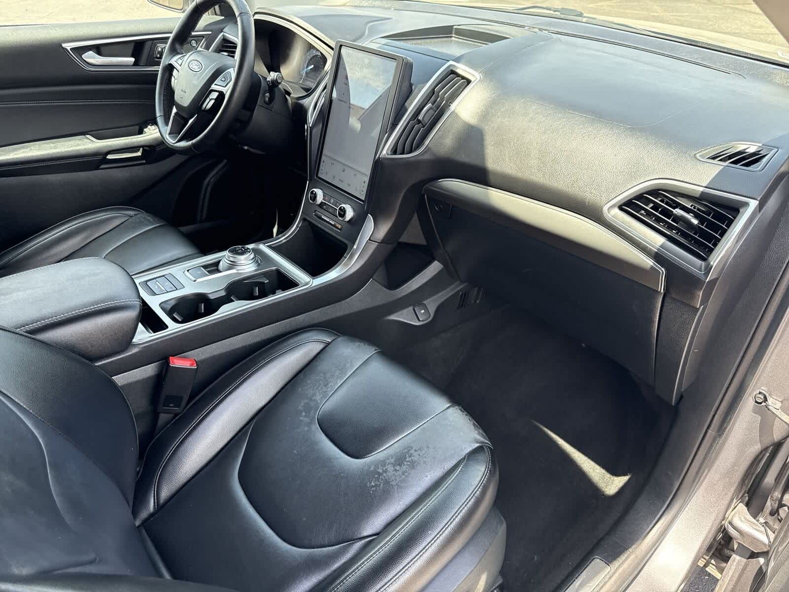 Thumbnail: 2022 Ford Edge - 11