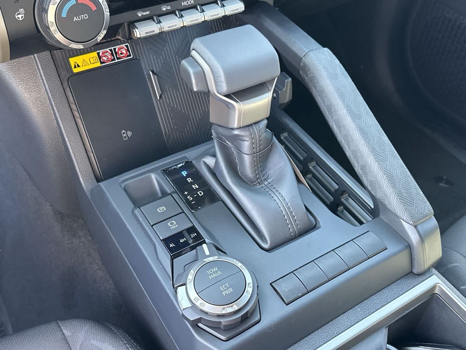 Thumbnail: 2025 Toyota Tacoma - 25