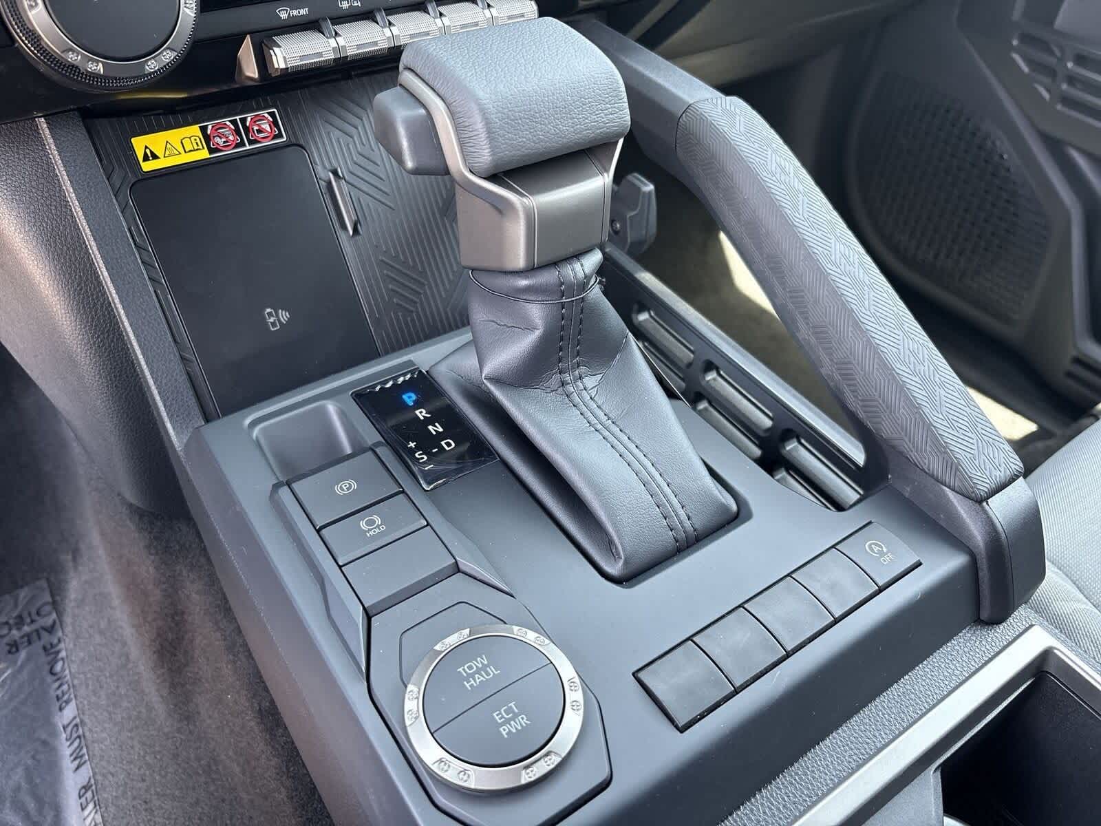 Thumbnail: 2025 Toyota Tacoma - 25