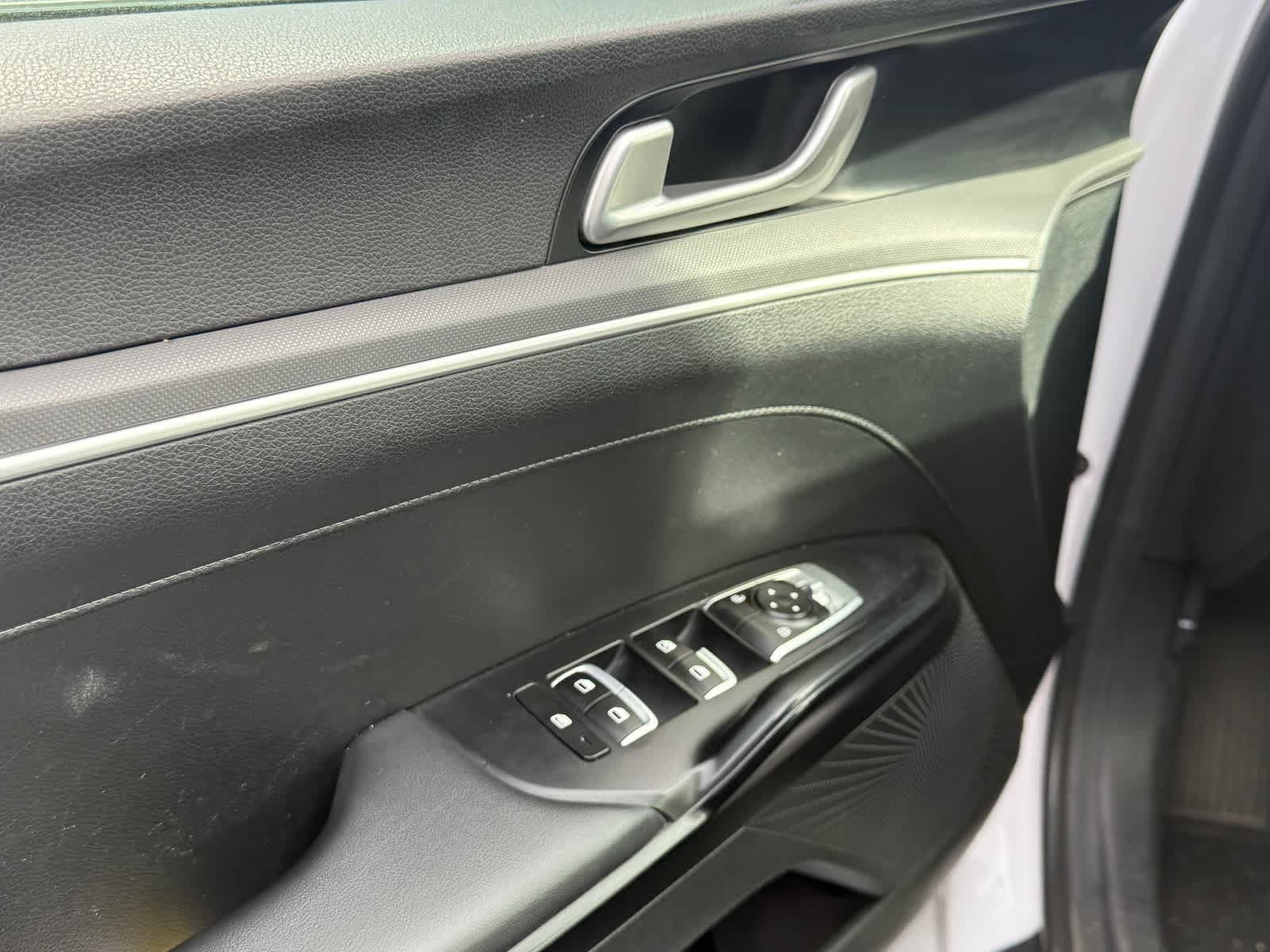 Thumbnail: 2023 Kia K5 - 14