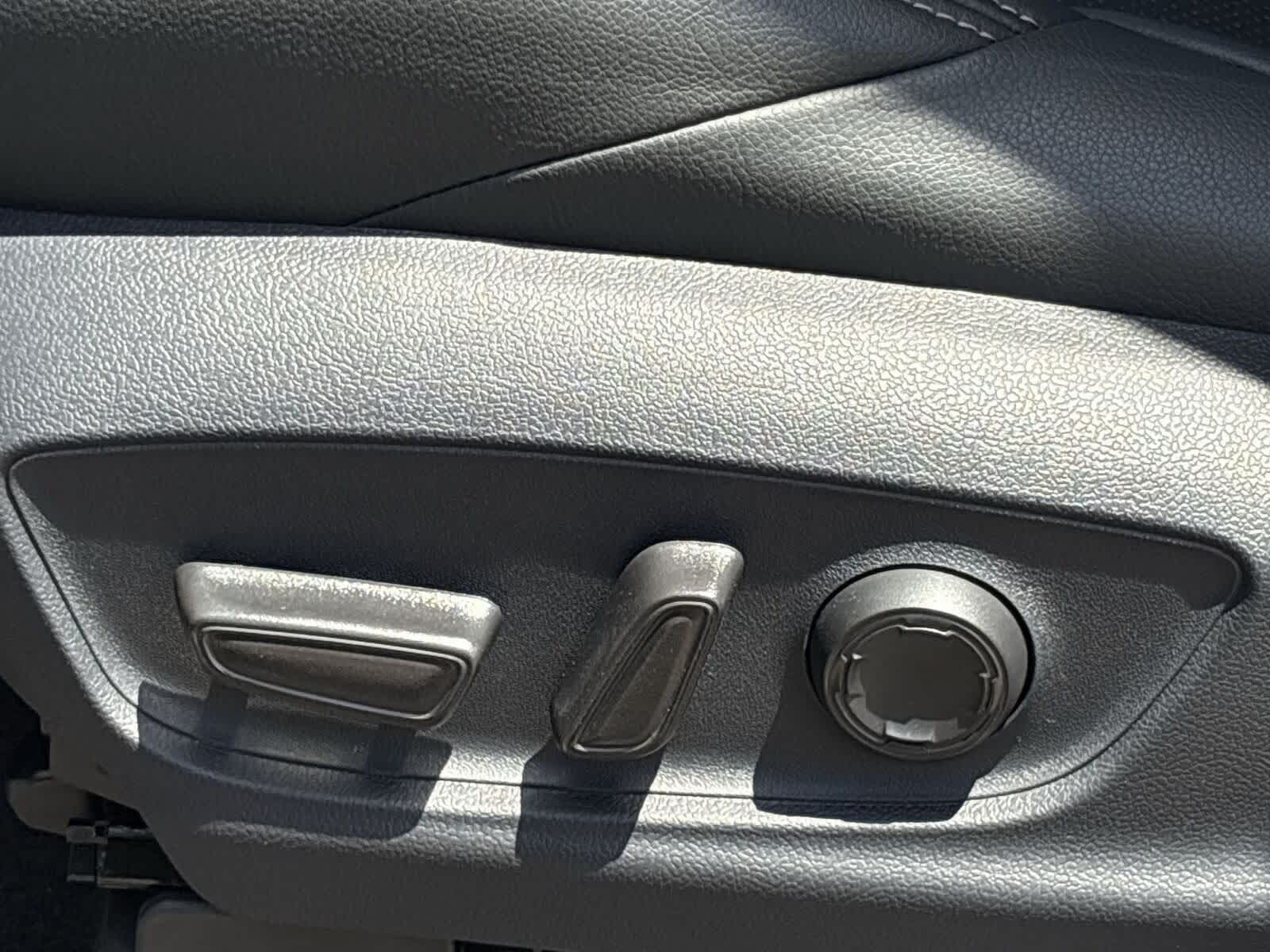 Thumbnail: 2025 Toyota Tacoma - 18