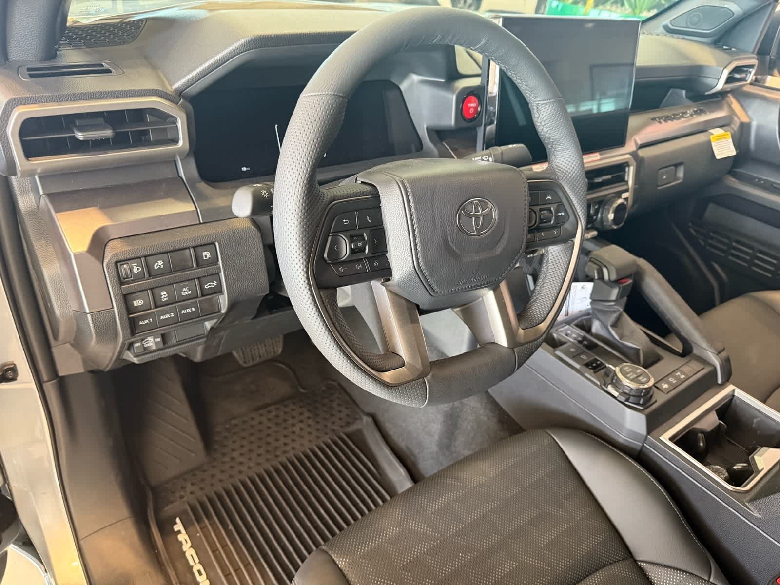 Thumbnail: 2025 Toyota Tacoma - 9