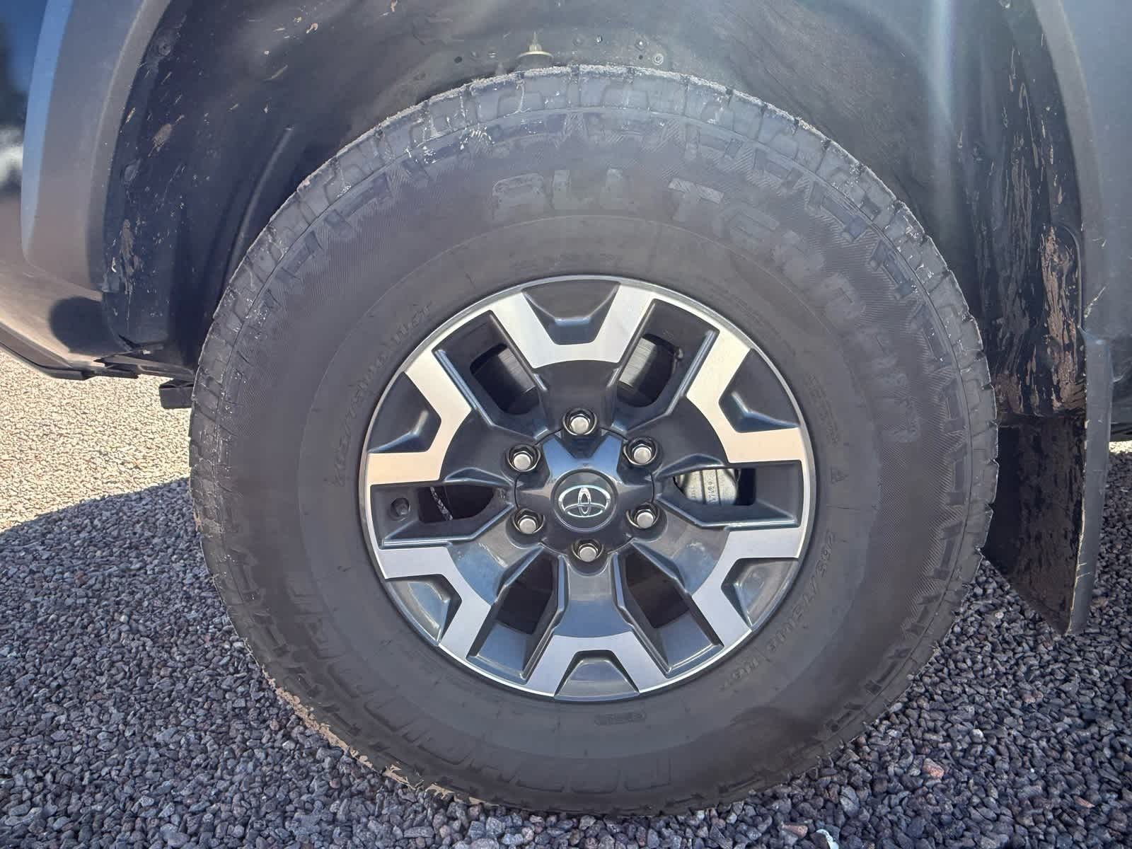 Thumbnail: 2021 Toyota Tacoma - 6