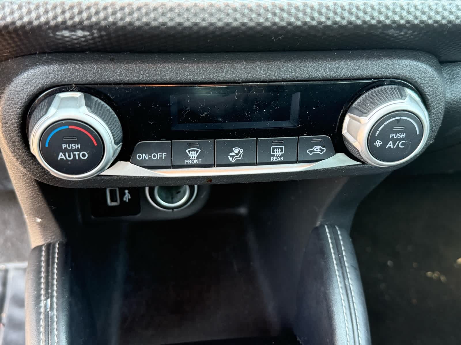 Thumbnail: 2020 Nissan Kicks - 19