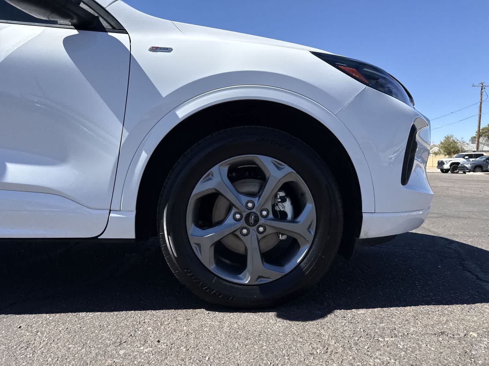 Thumbnail: 2023 Ford Escape - 10