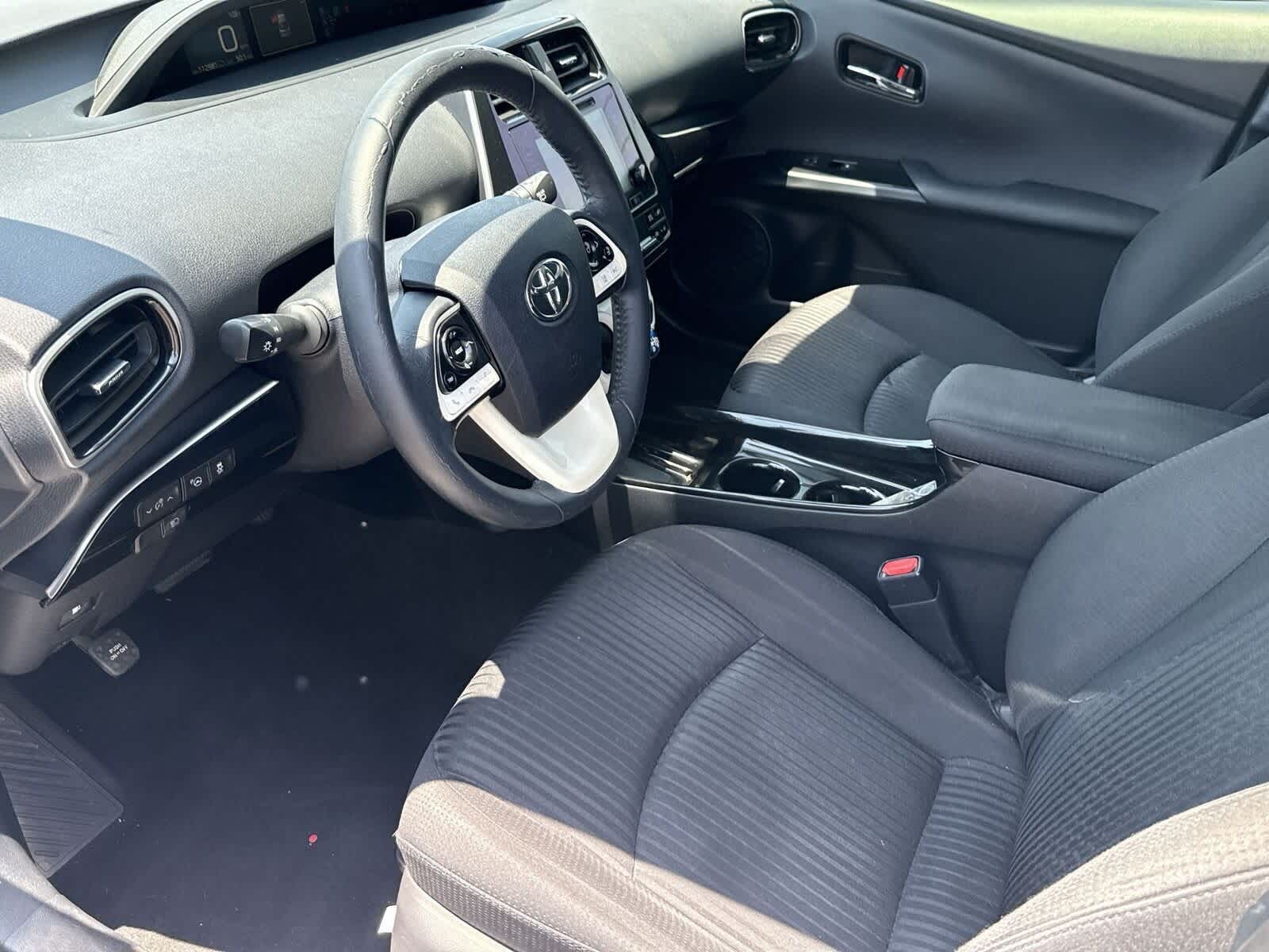 Thumbnail: 2017 Toyota Prius - 16