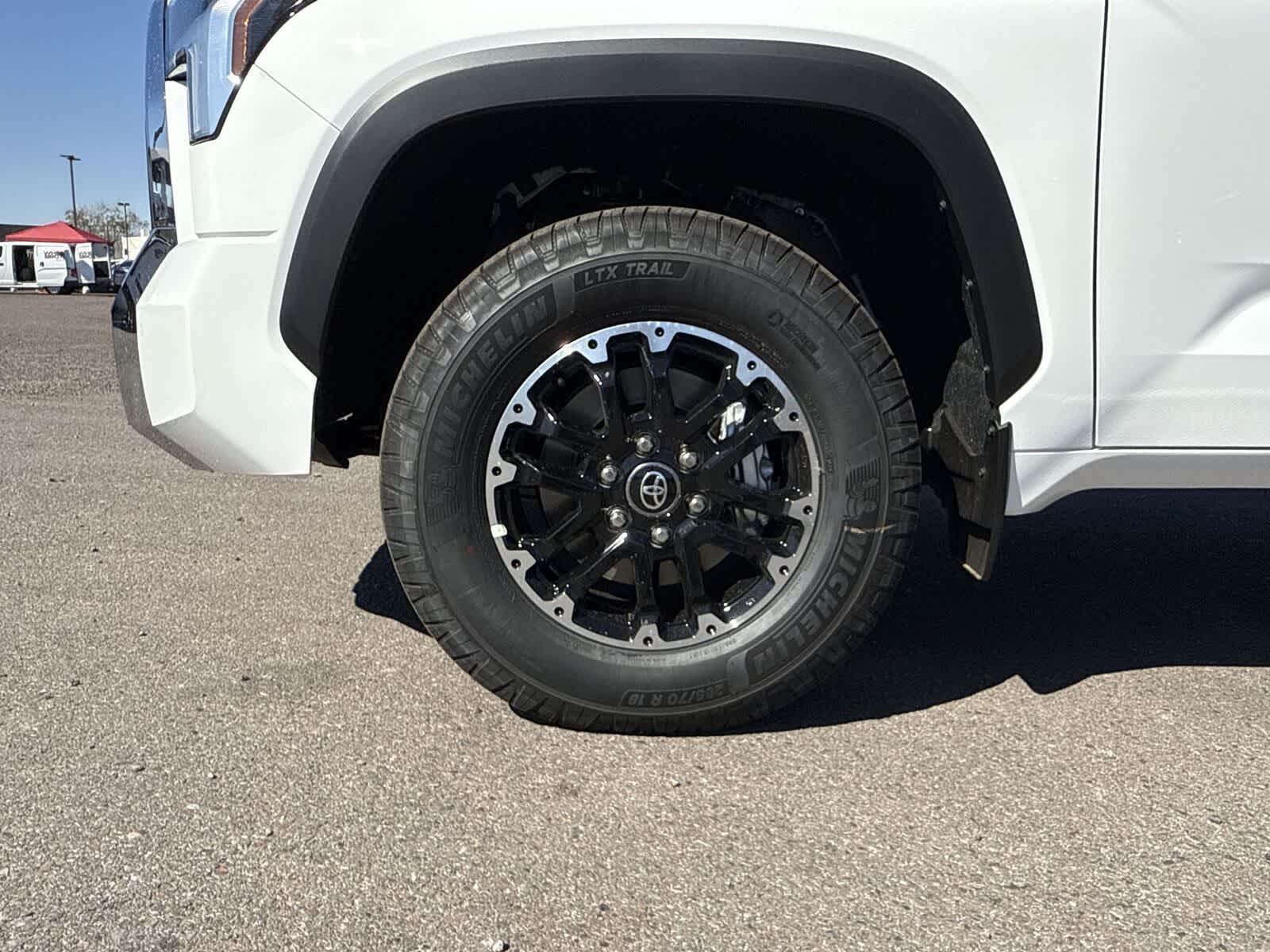 Thumbnail: 2025 Toyota Tundra - 10