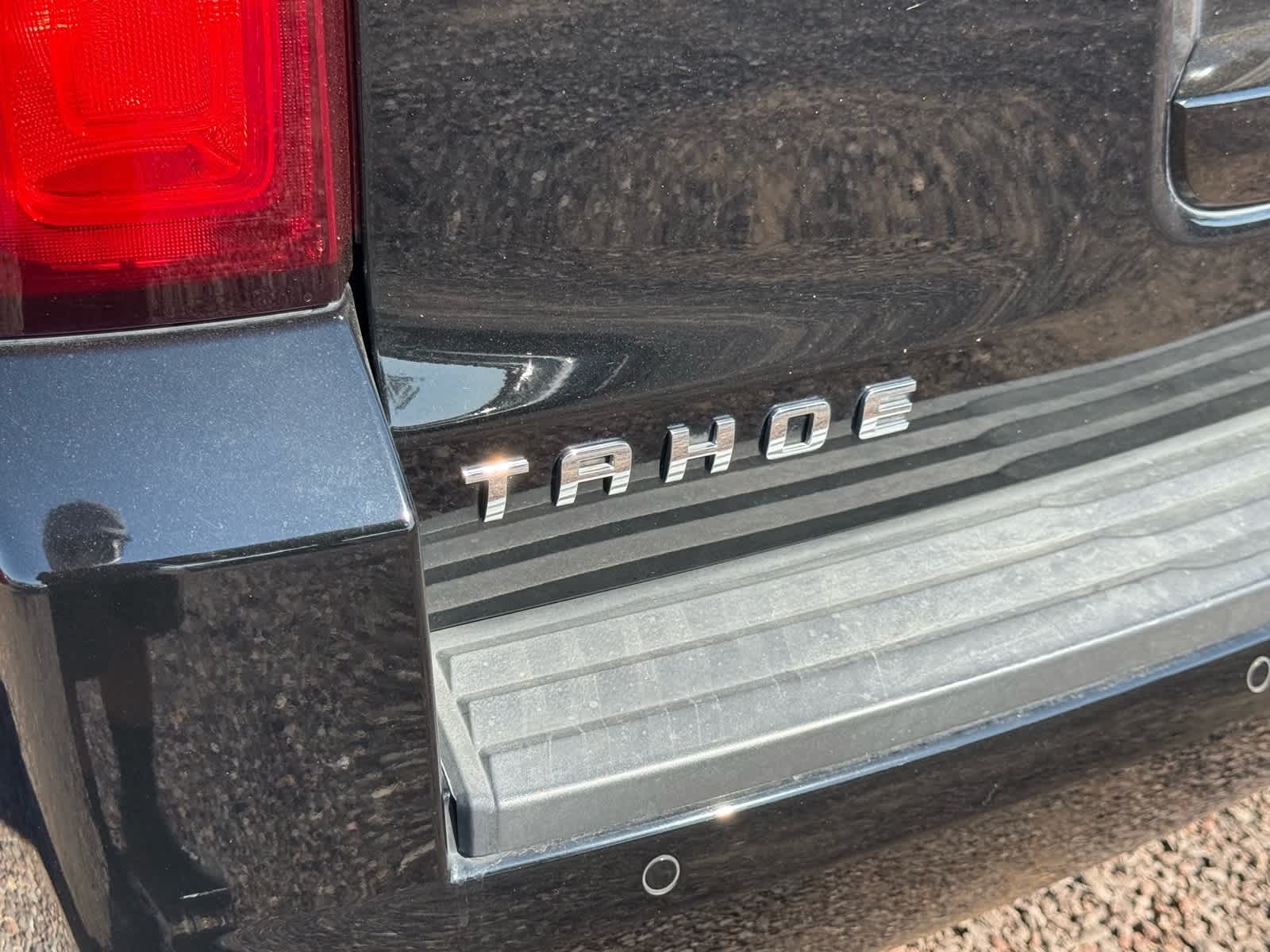 Thumbnail: 2018 Chevrolet Tahoe - 17