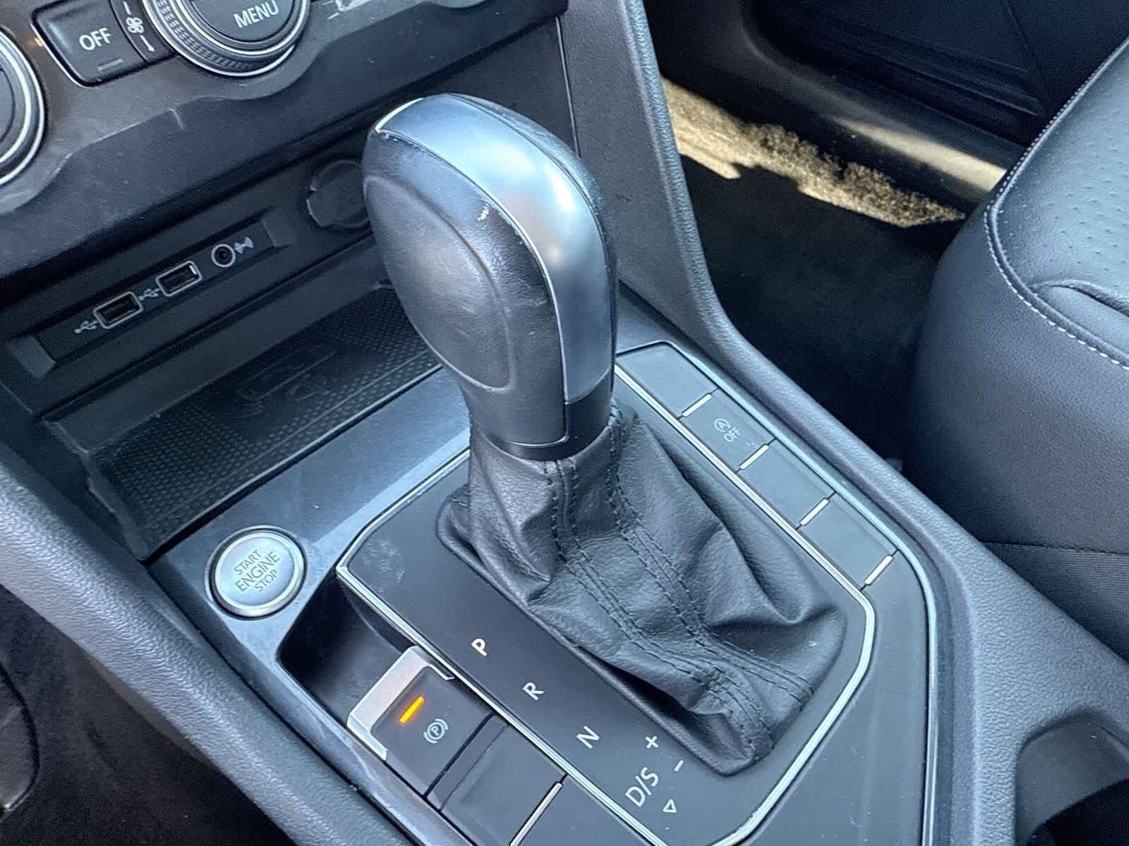 Thumbnail: 2020 Volkswagen Tiguan - 24