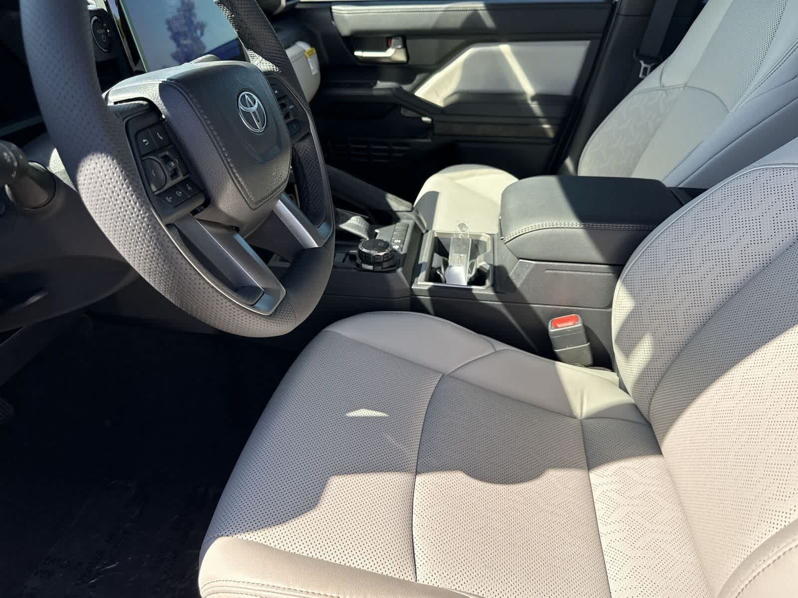 Thumbnail: 2025 Toyota Tacoma - 17