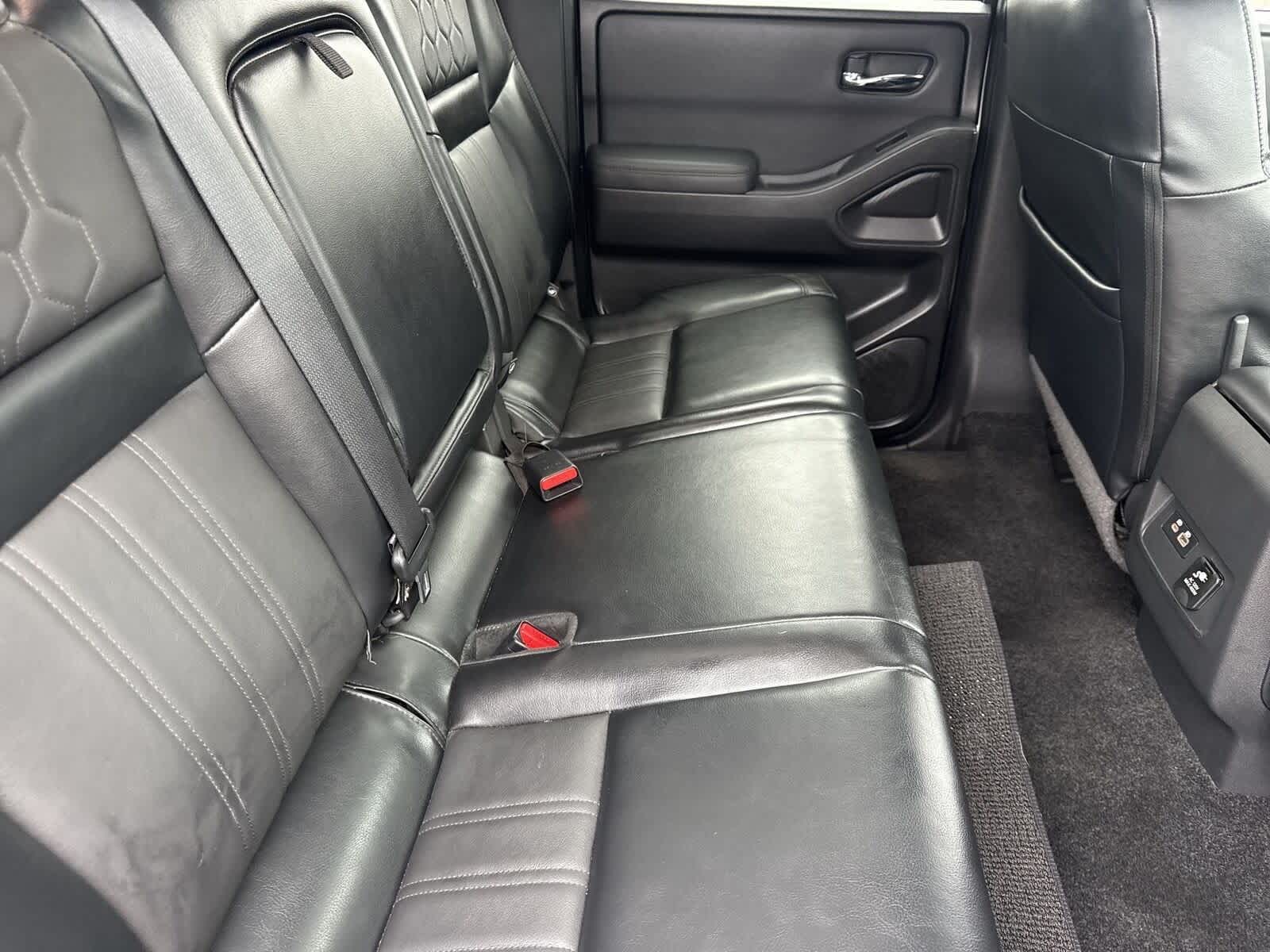 Thumbnail: 2022 Nissan Frontier - 13