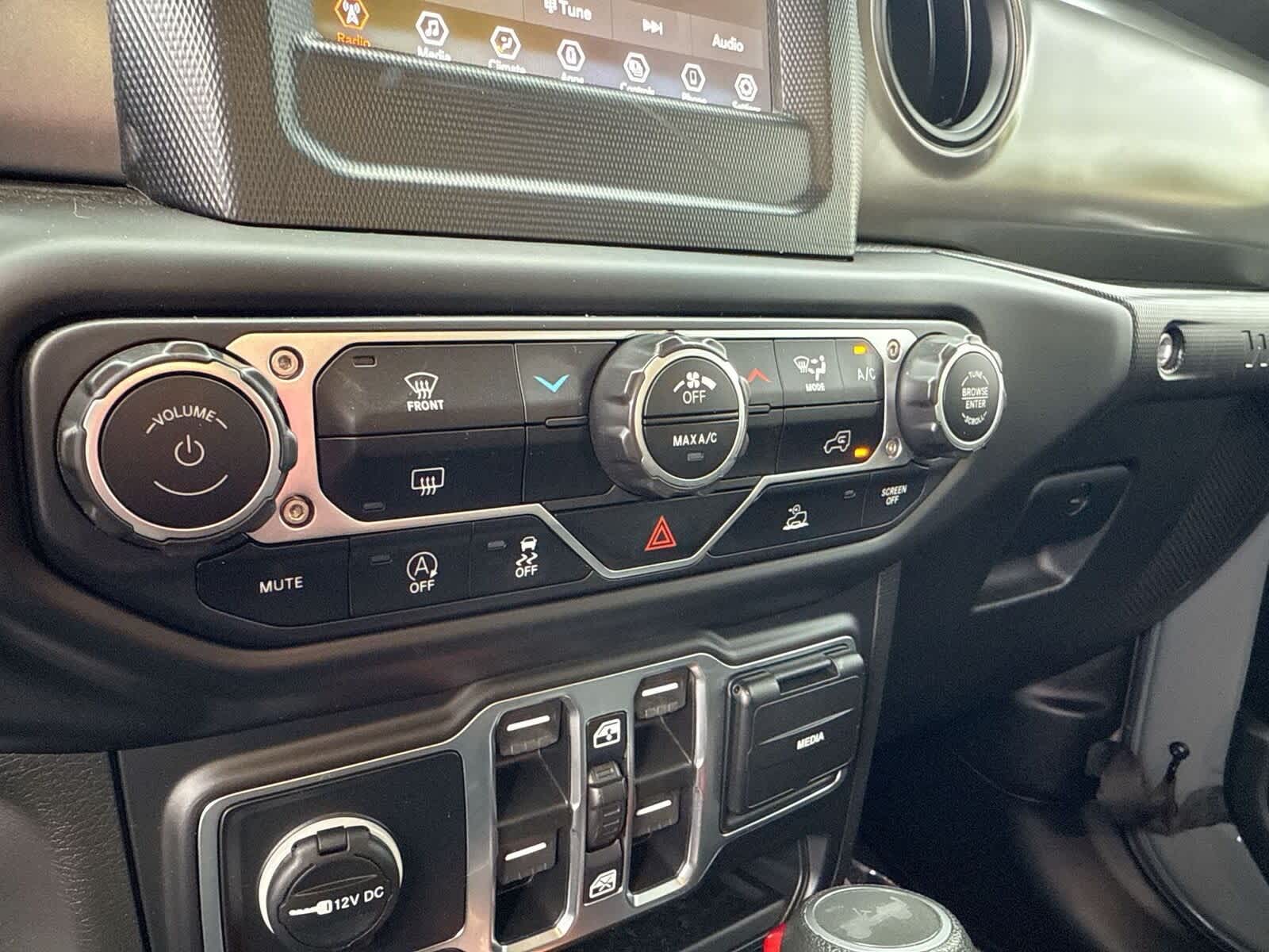 Thumbnail: 2023 Jeep Wrangler - 22