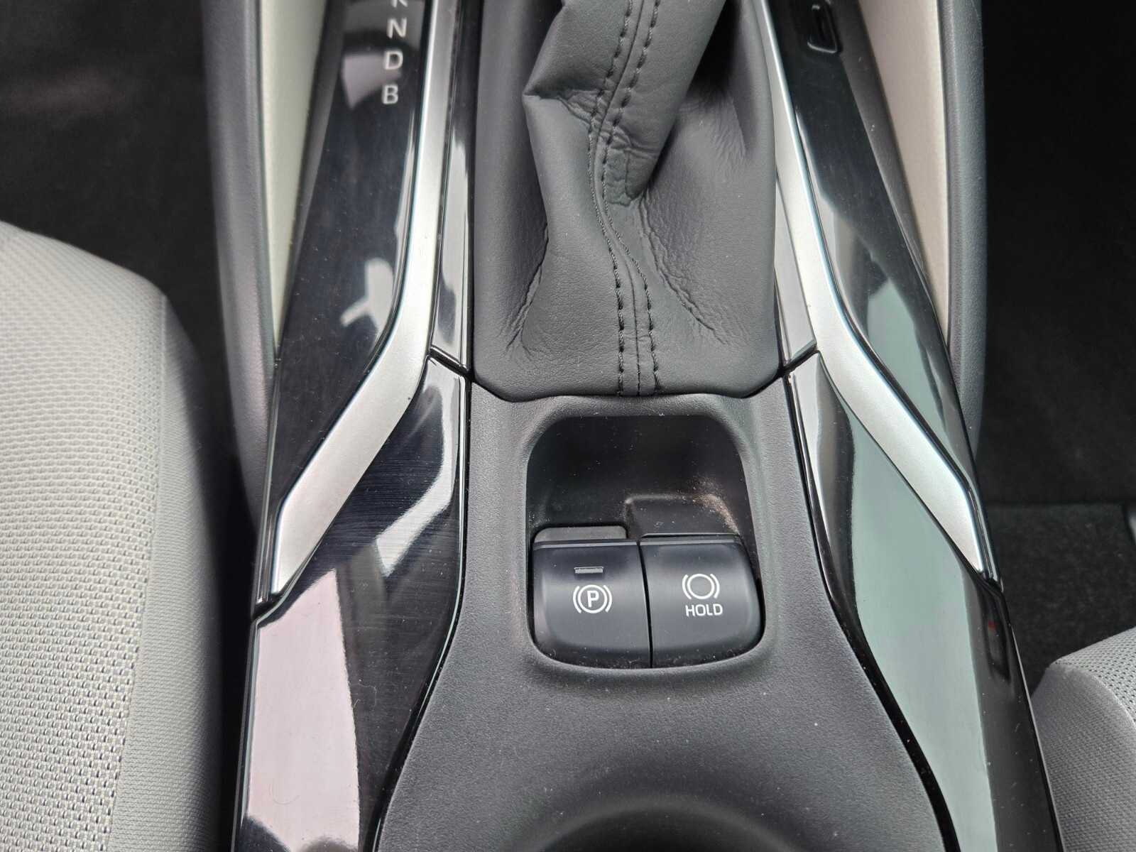 Thumbnail: 2022 Toyota Corolla - 11