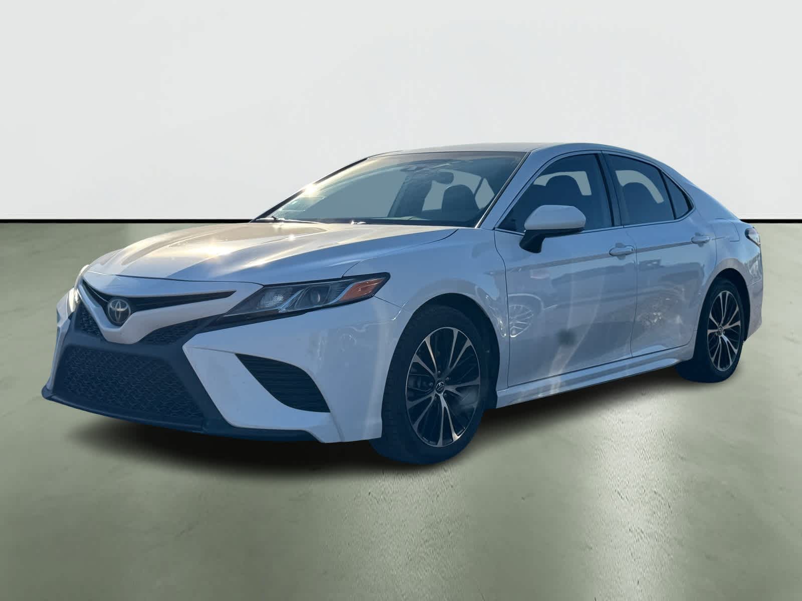 Thumbnail: 2019 Toyota Camry - 2