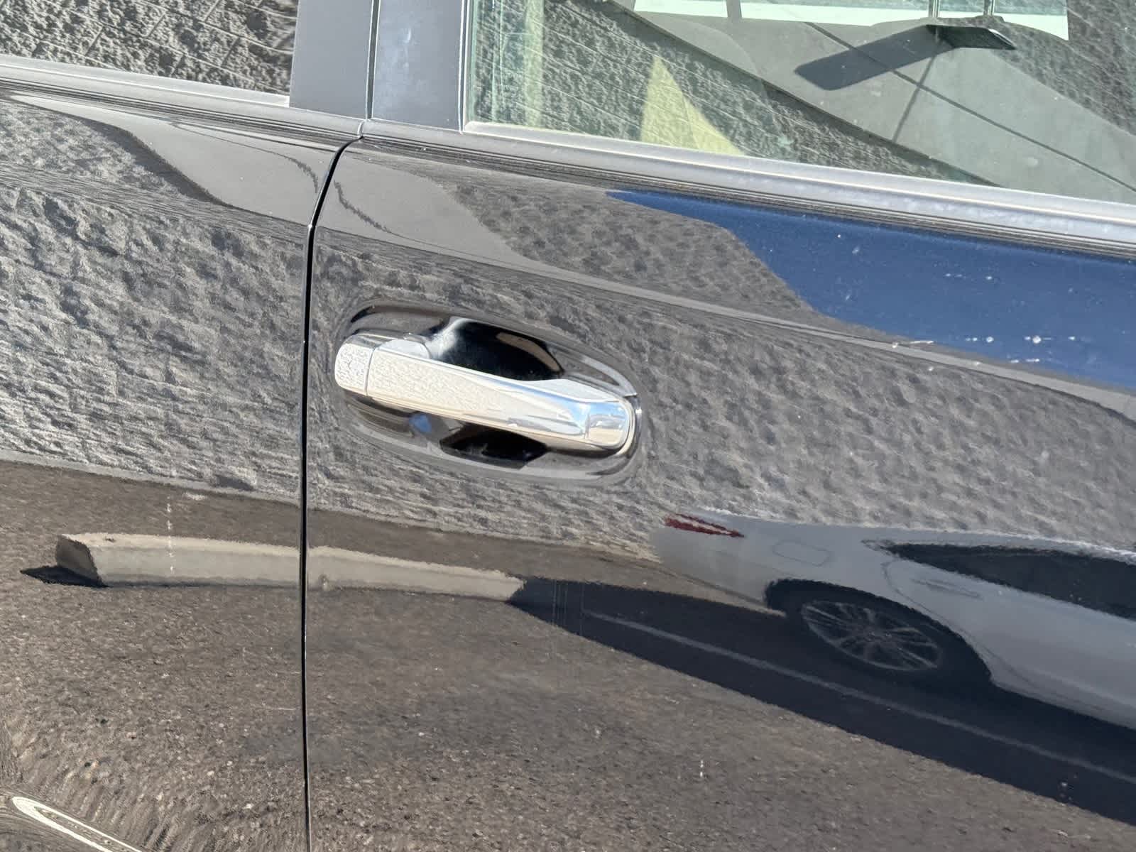 Thumbnail: 2011 Toyota 4Runner - 7