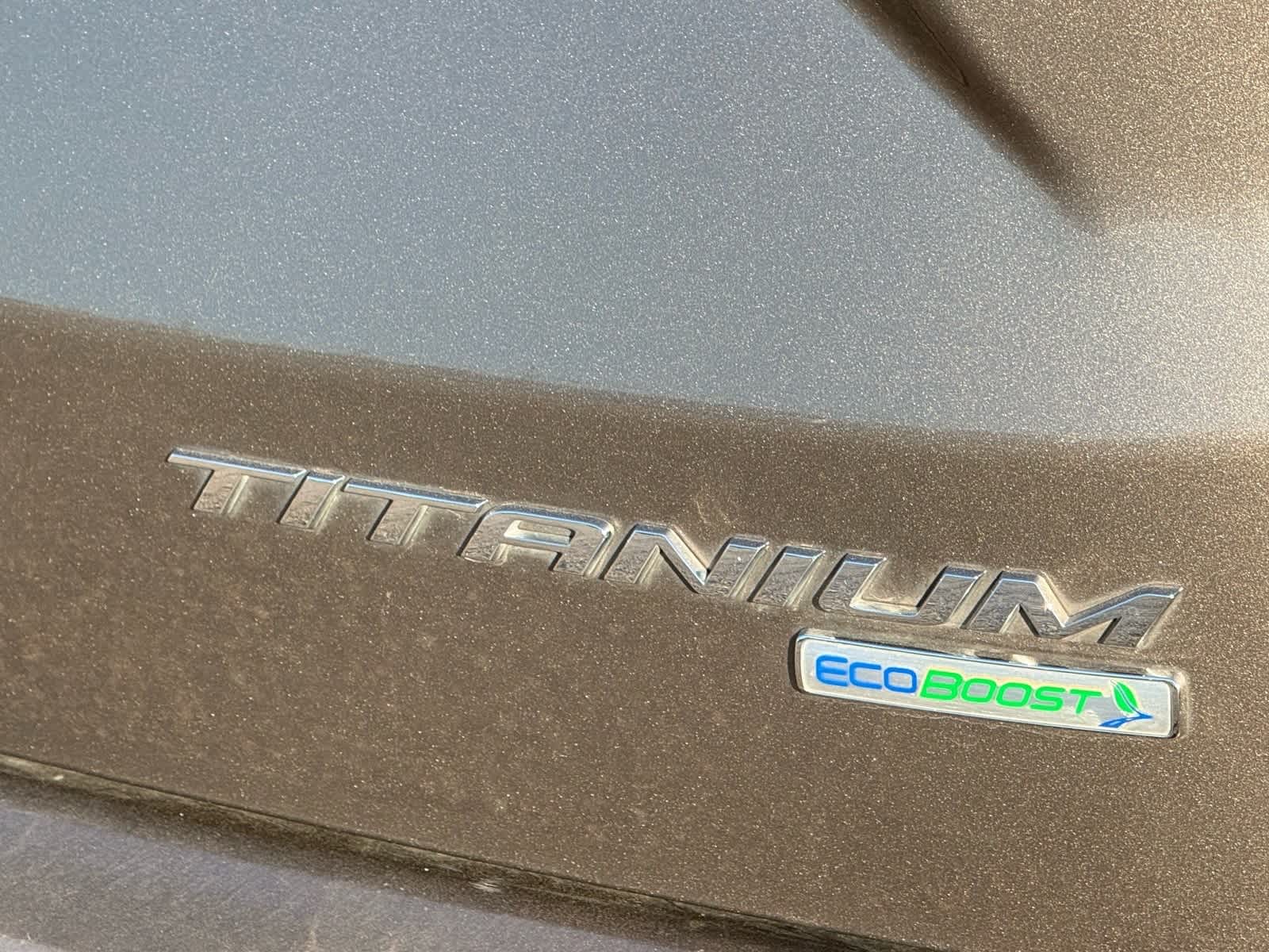 Thumbnail: 2019 Ford Edge - 18