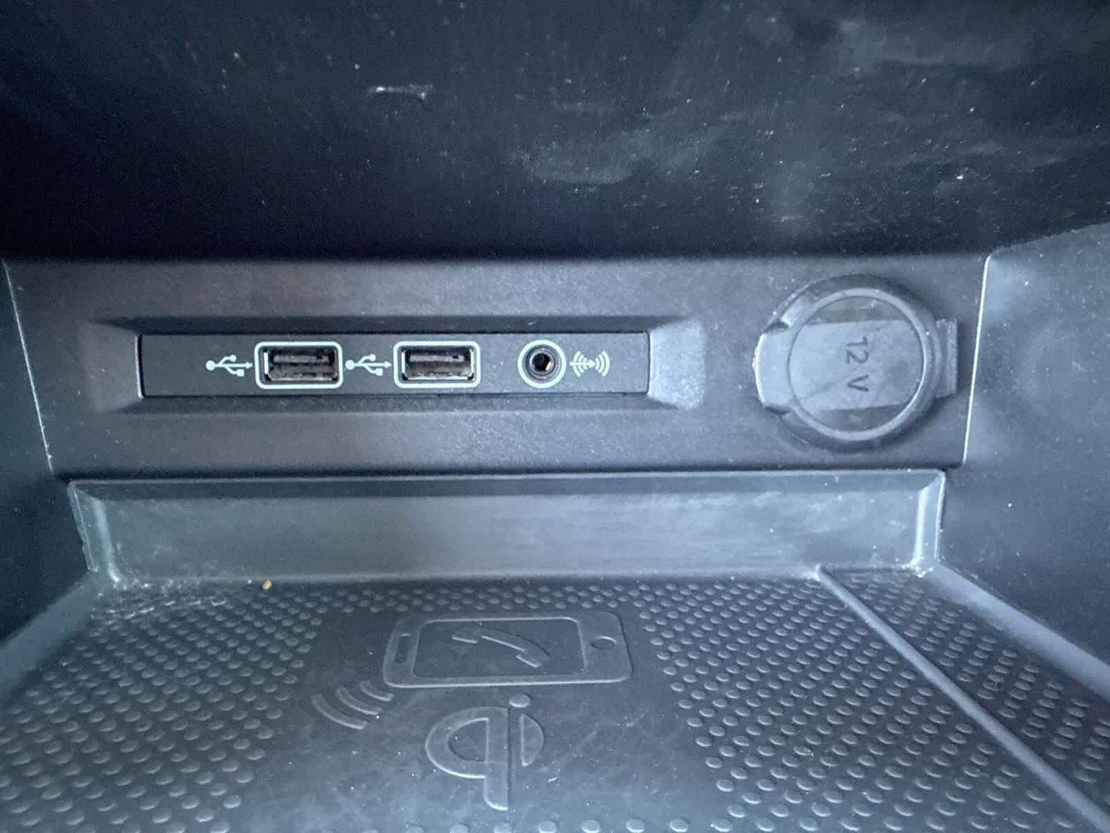 Thumbnail: 2020 Volkswagen Tiguan - 23