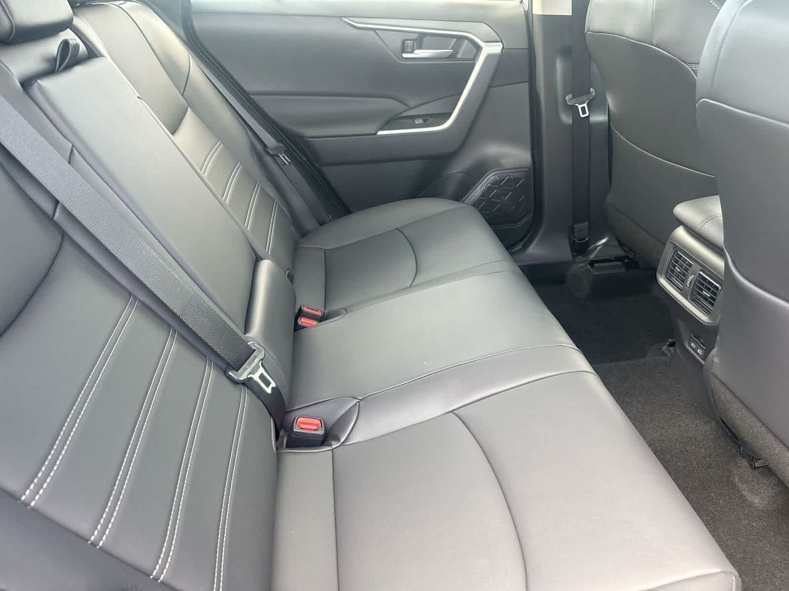 Thumbnail: 2025 Toyota RAV4 - 13