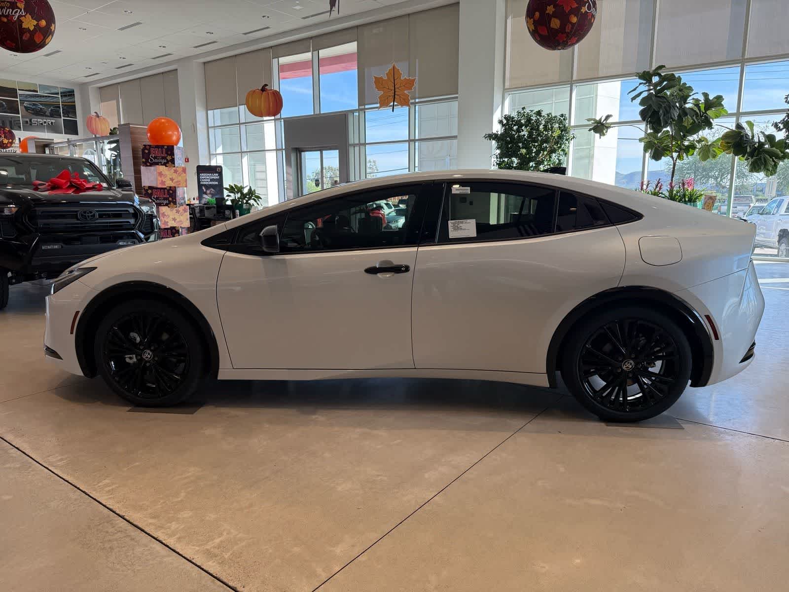 Thumbnail: 2026 Toyota Prius - 3