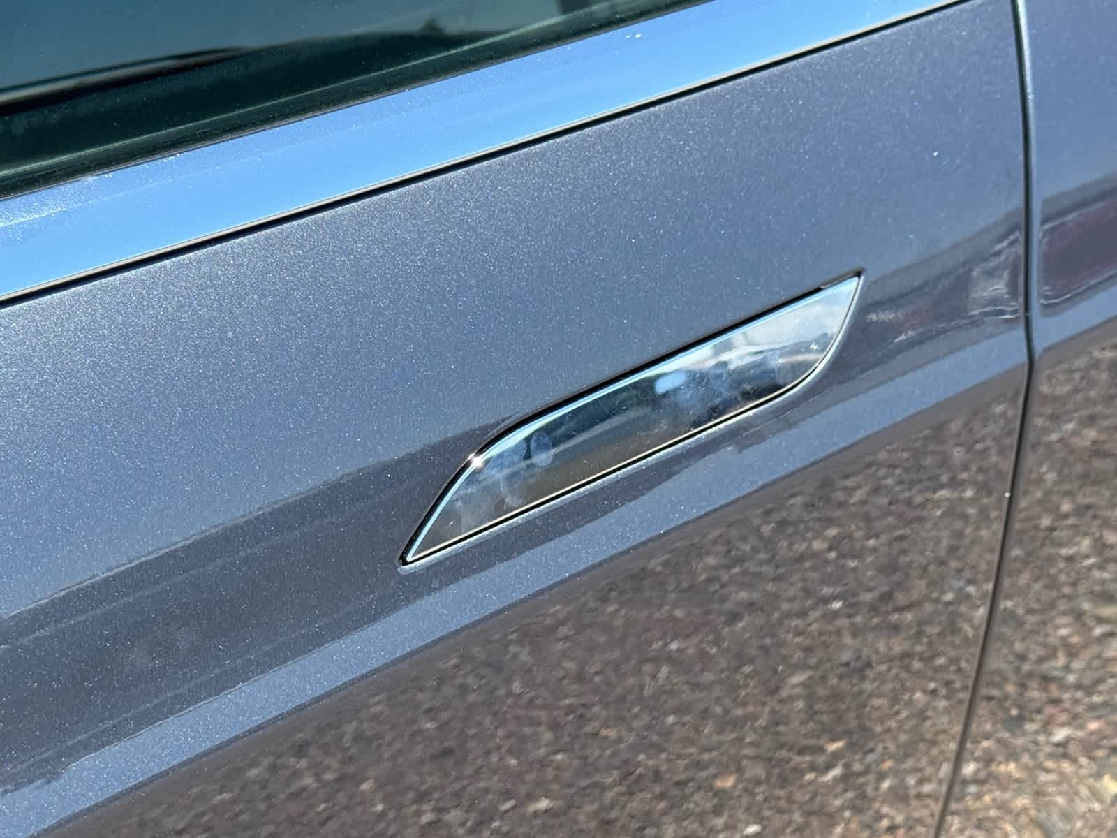 Thumbnail: 2018 Tesla Model S - 10