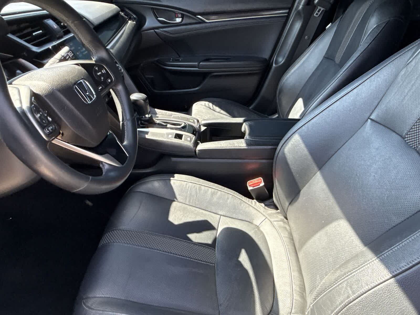 2020 Honda Civic EX-L 17