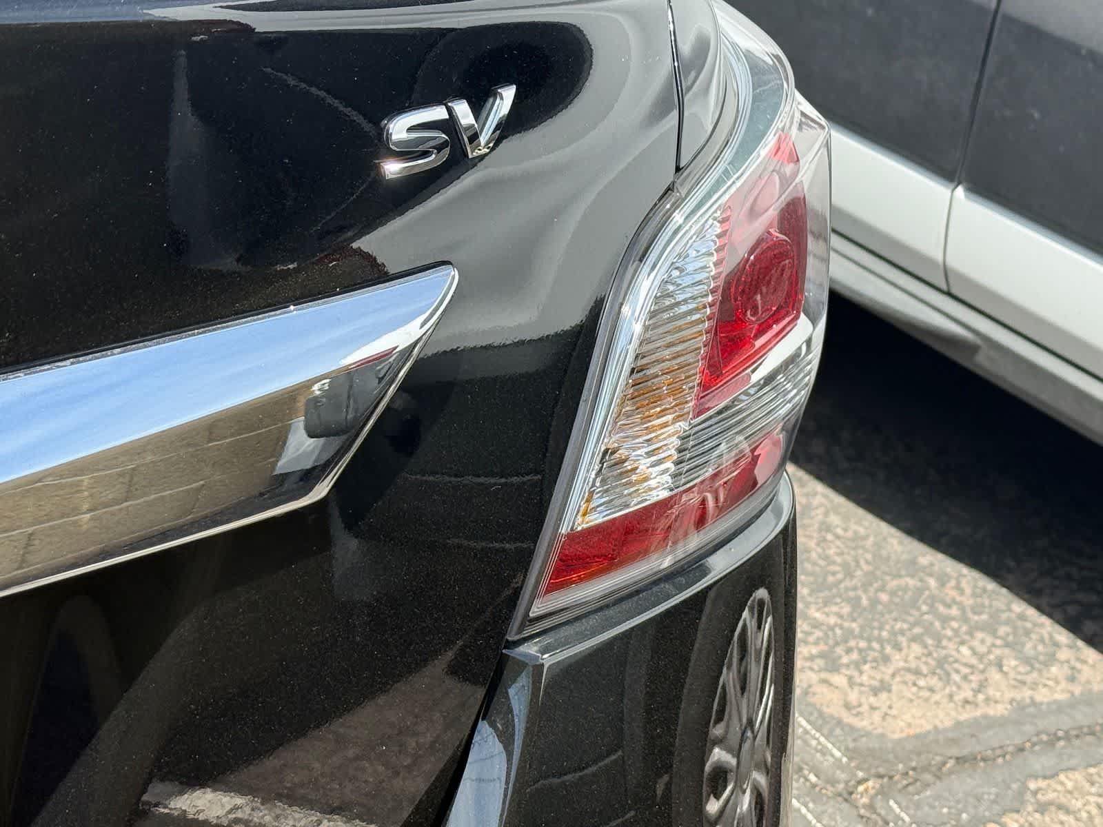 Thumbnail: 2015 Nissan Altima - 11