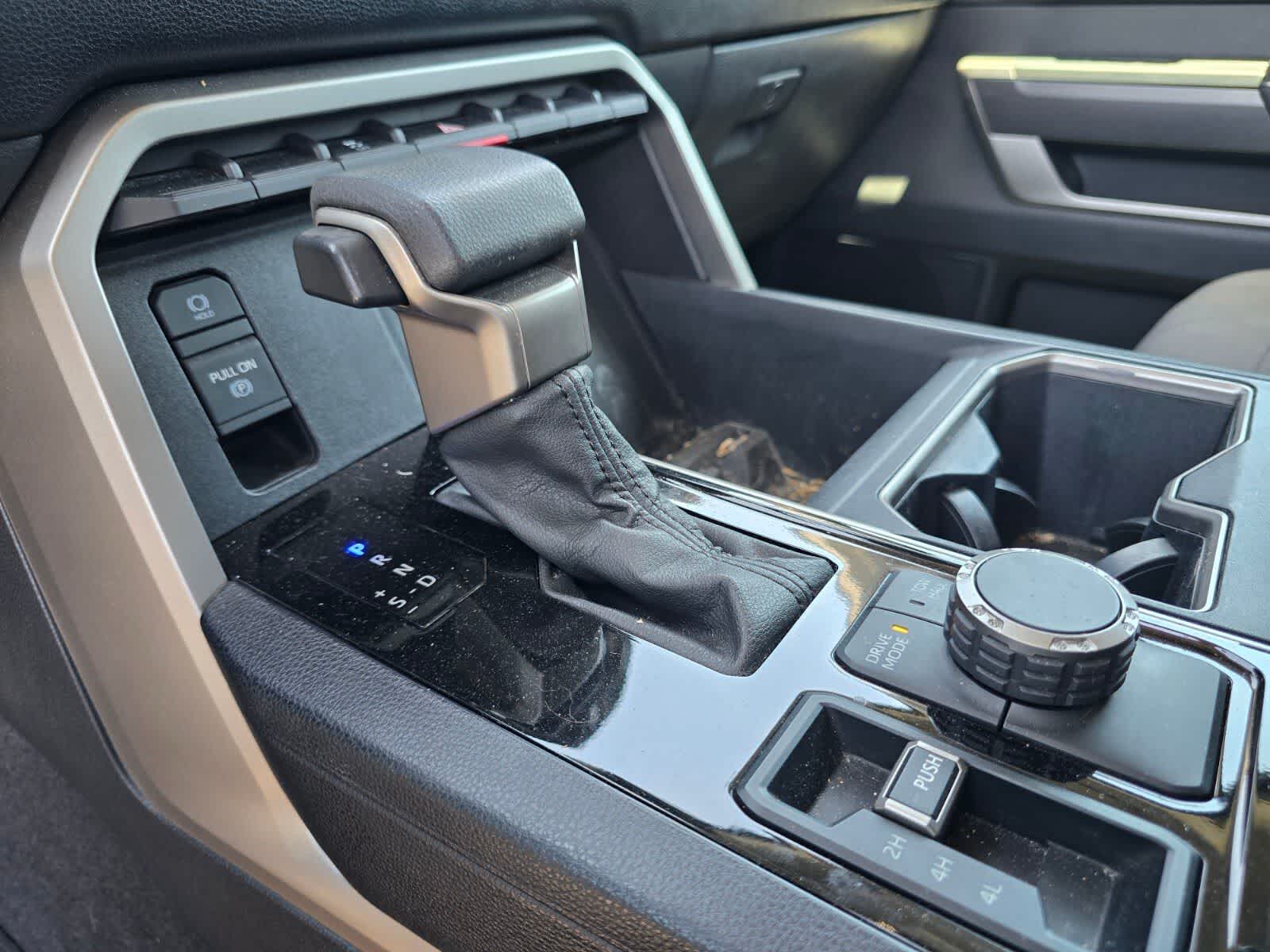 Thumbnail: 2022 Toyota Tundra - 12