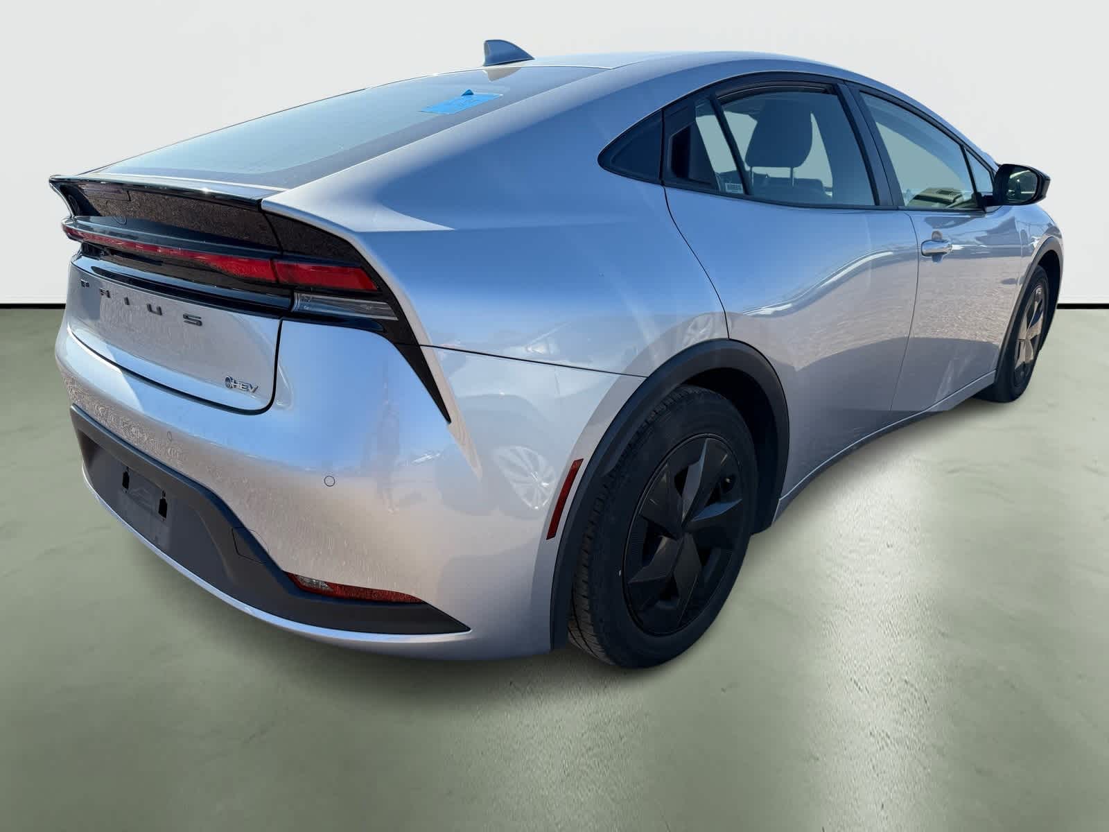 Thumbnail: 2024 Toyota Prius - 4