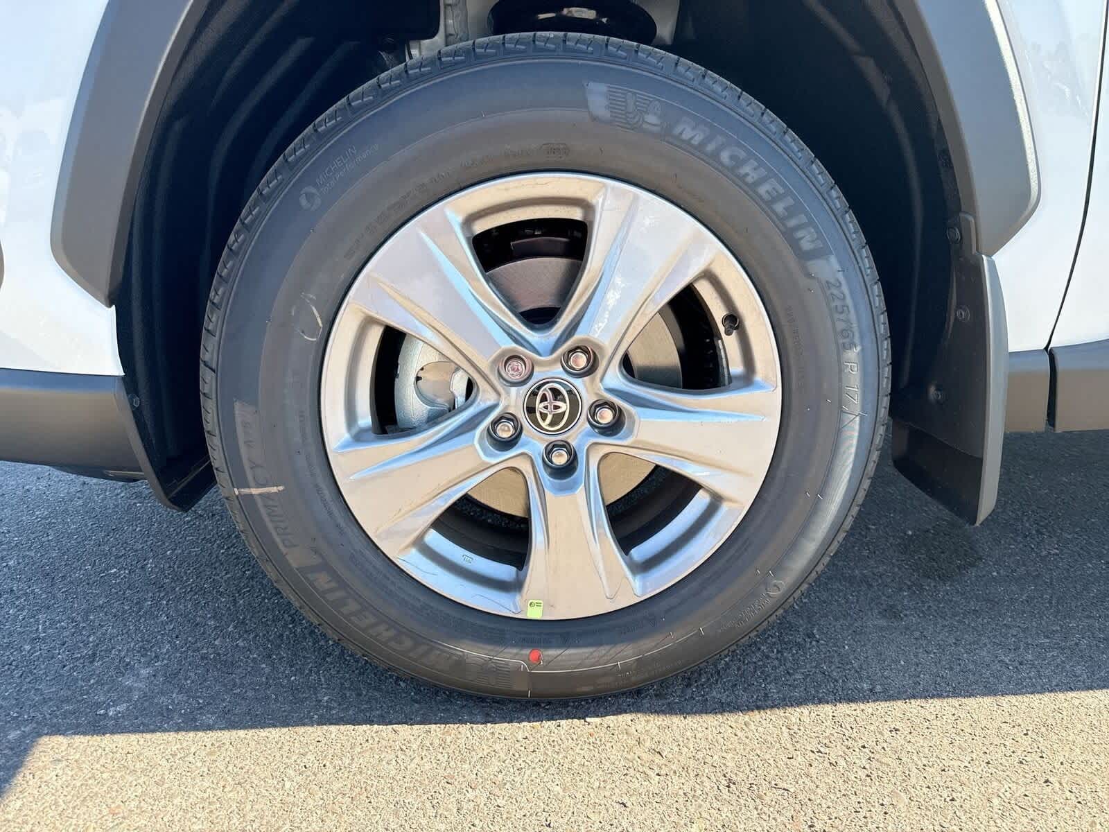 Thumbnail: 2025 Toyota RAV4 - 10