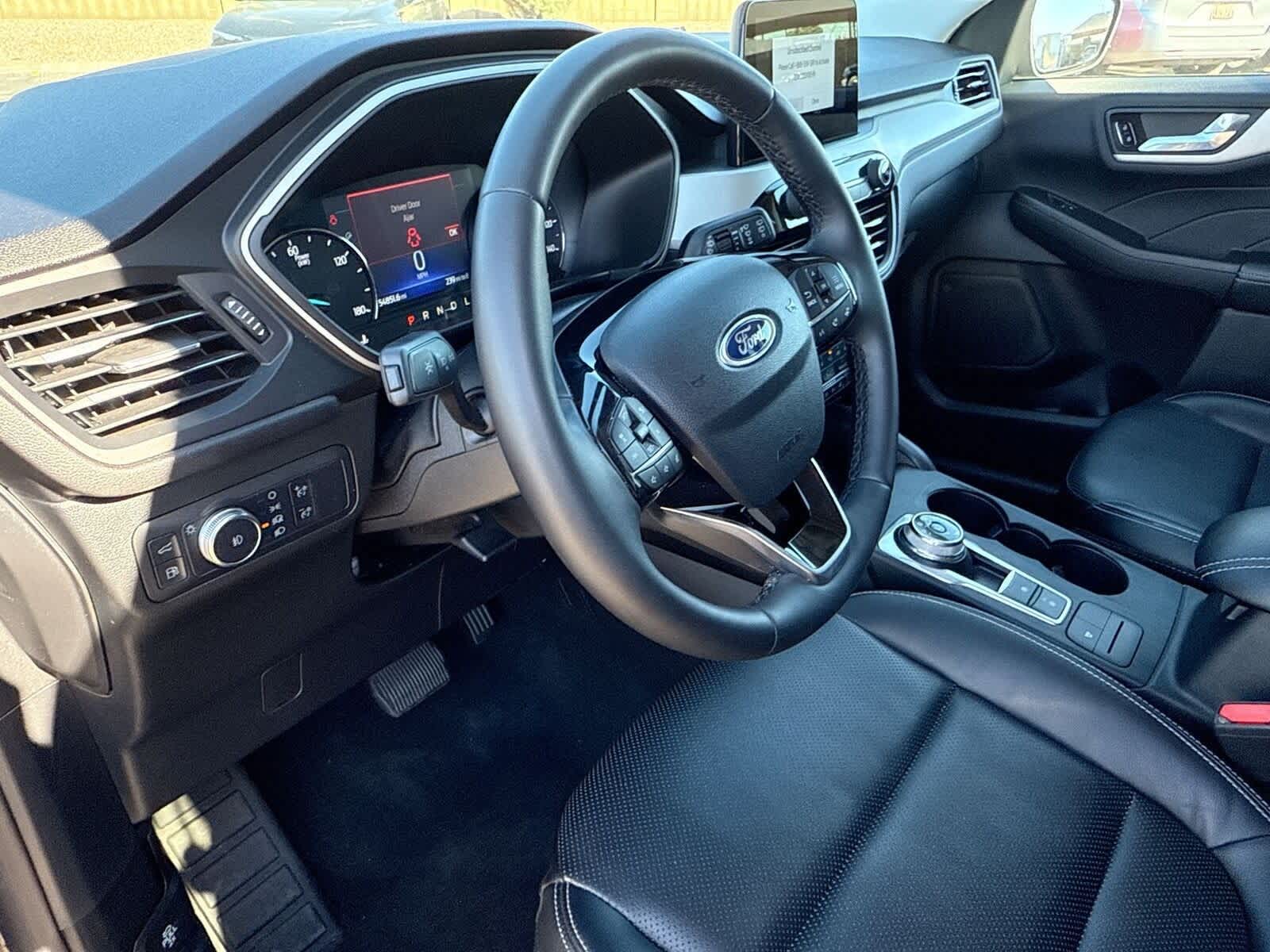 Thumbnail: 2022 Ford Escape - 16