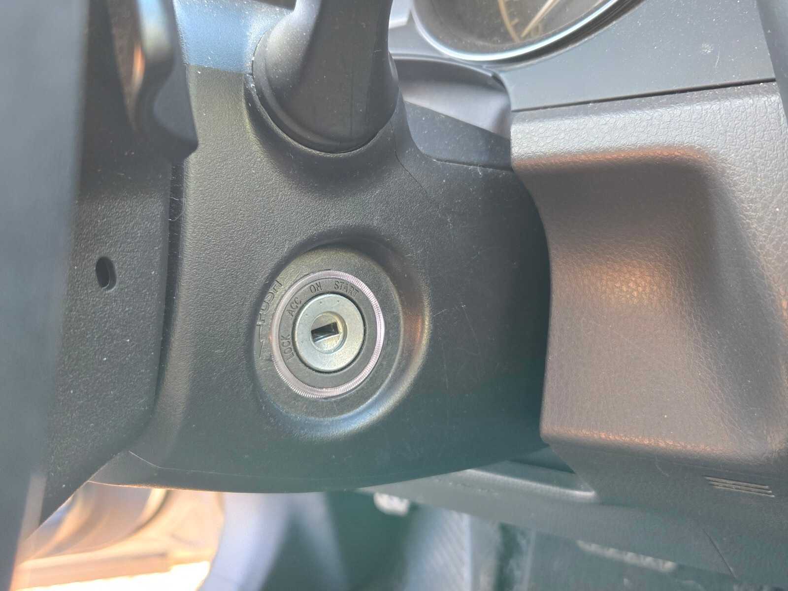 Thumbnail: 2022 Toyota Camry - 12