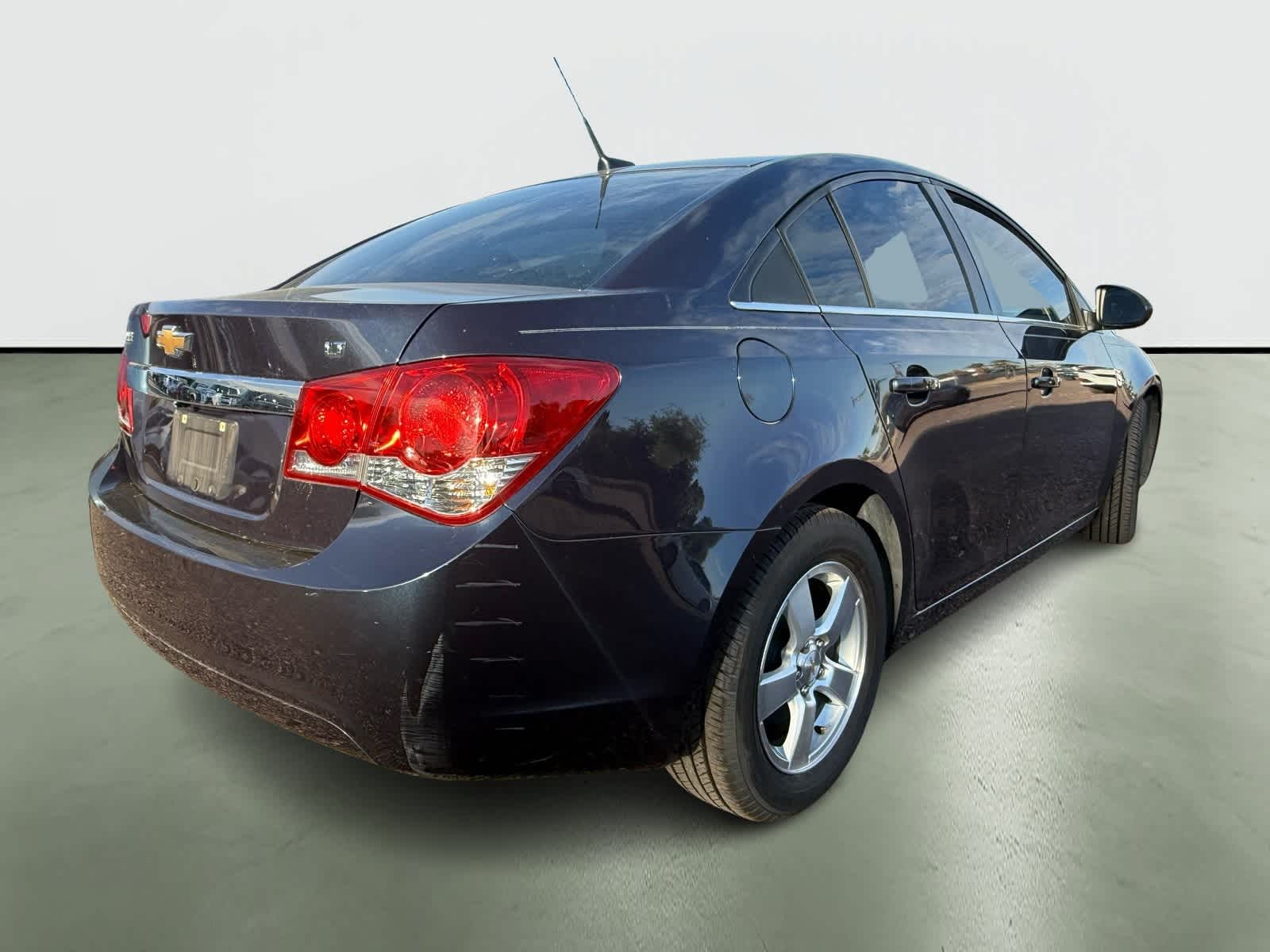 Thumbnail: 2014 Chevrolet Cruze - 5