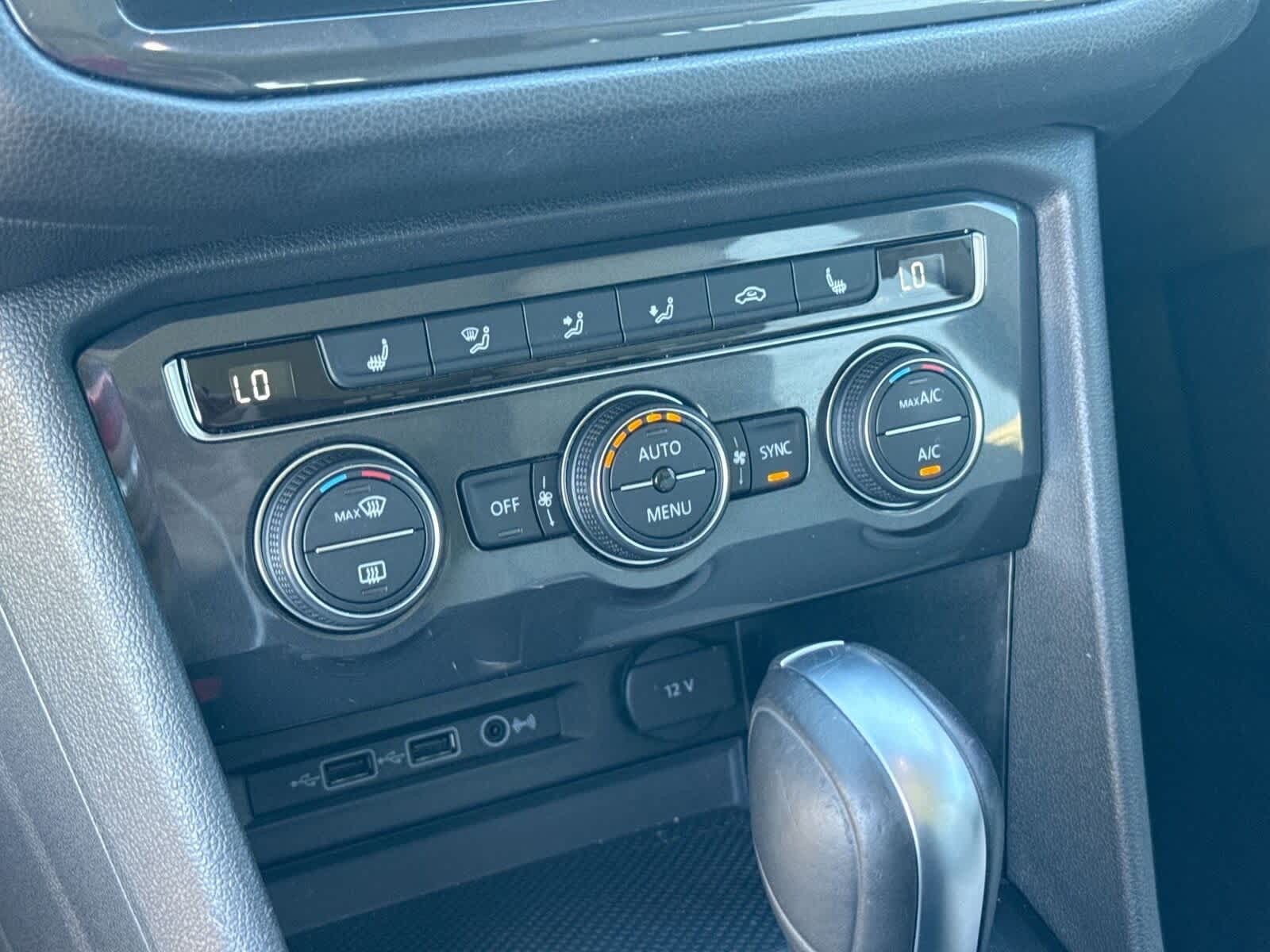 Thumbnail: 2019 Volkswagen Tiguan - 22