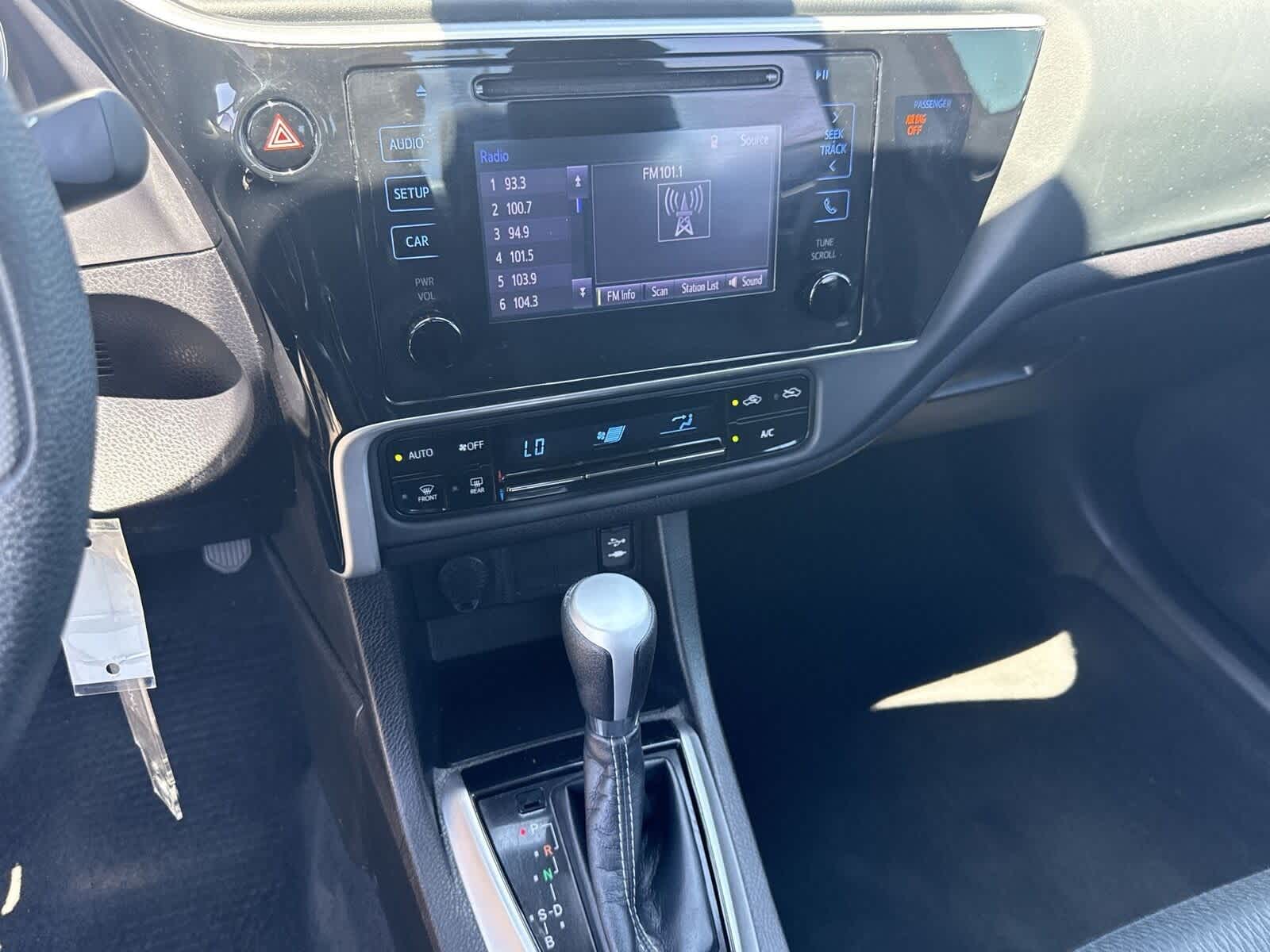 Thumbnail: 2019 Toyota Corolla - 19