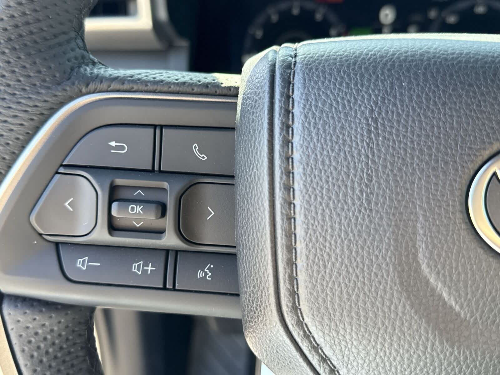 Thumbnail: 2025 Toyota Tacoma - 28