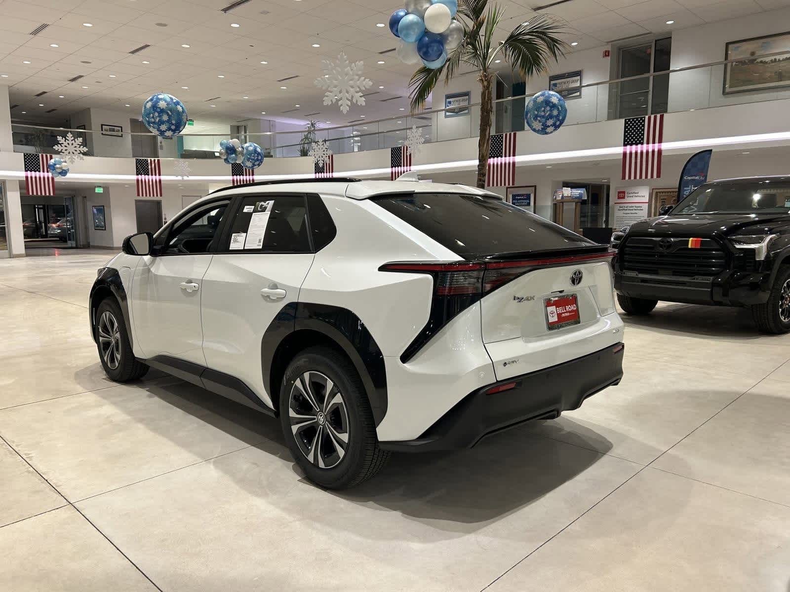 2024 Toyota bZ4X XLE 4
