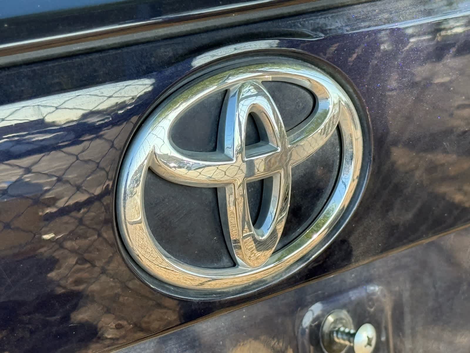 Thumbnail: 2019 Toyota RAV4 - 7