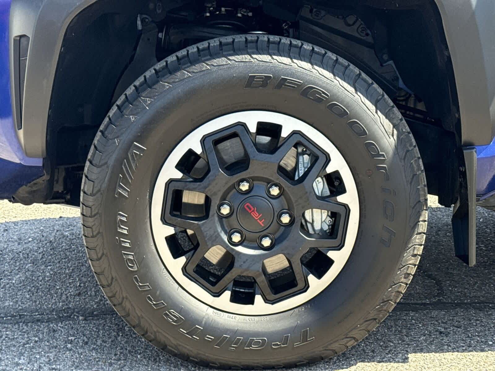 2024 Toyota Tacoma TRD Off-Road 10
