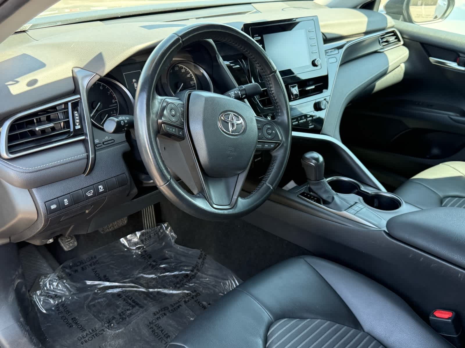 Thumbnail: 2023 Toyota Camry - 14