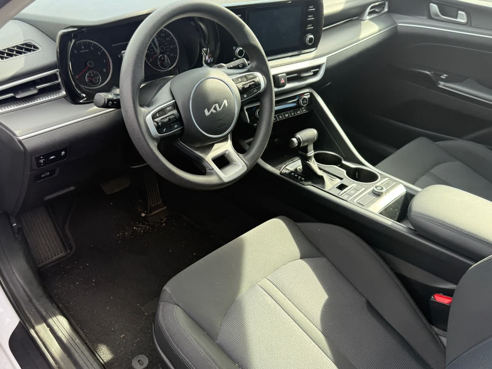 Thumbnail: 2023 Kia K5 - 15