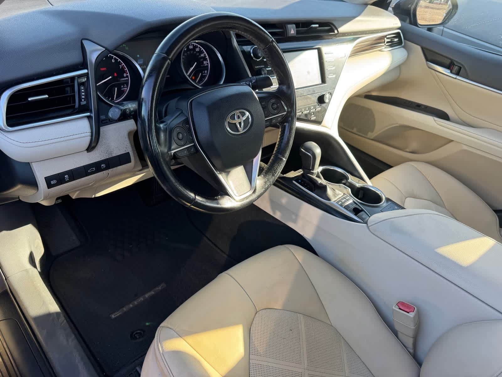 Thumbnail: 2018 Toyota Camry - 20