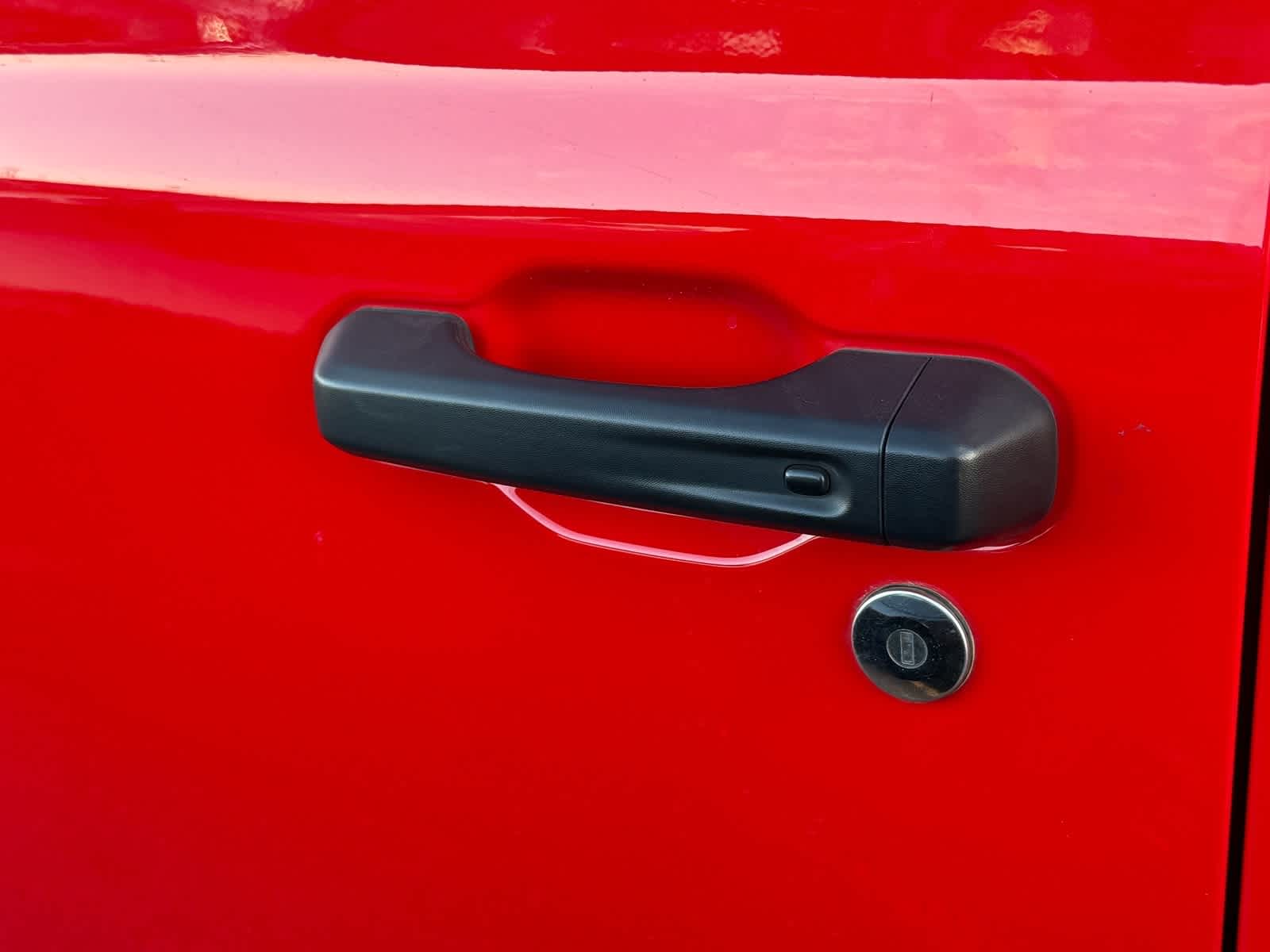 Thumbnail: 2022 Jeep Wrangler - 17