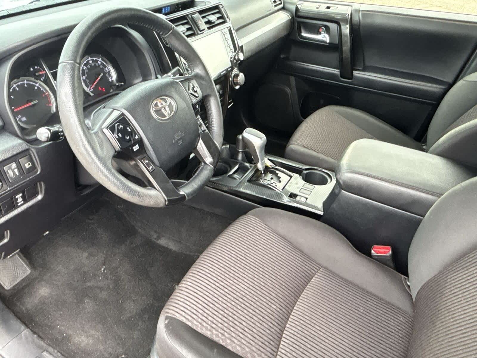 Thumbnail: 2021 Toyota 4Runner - 21