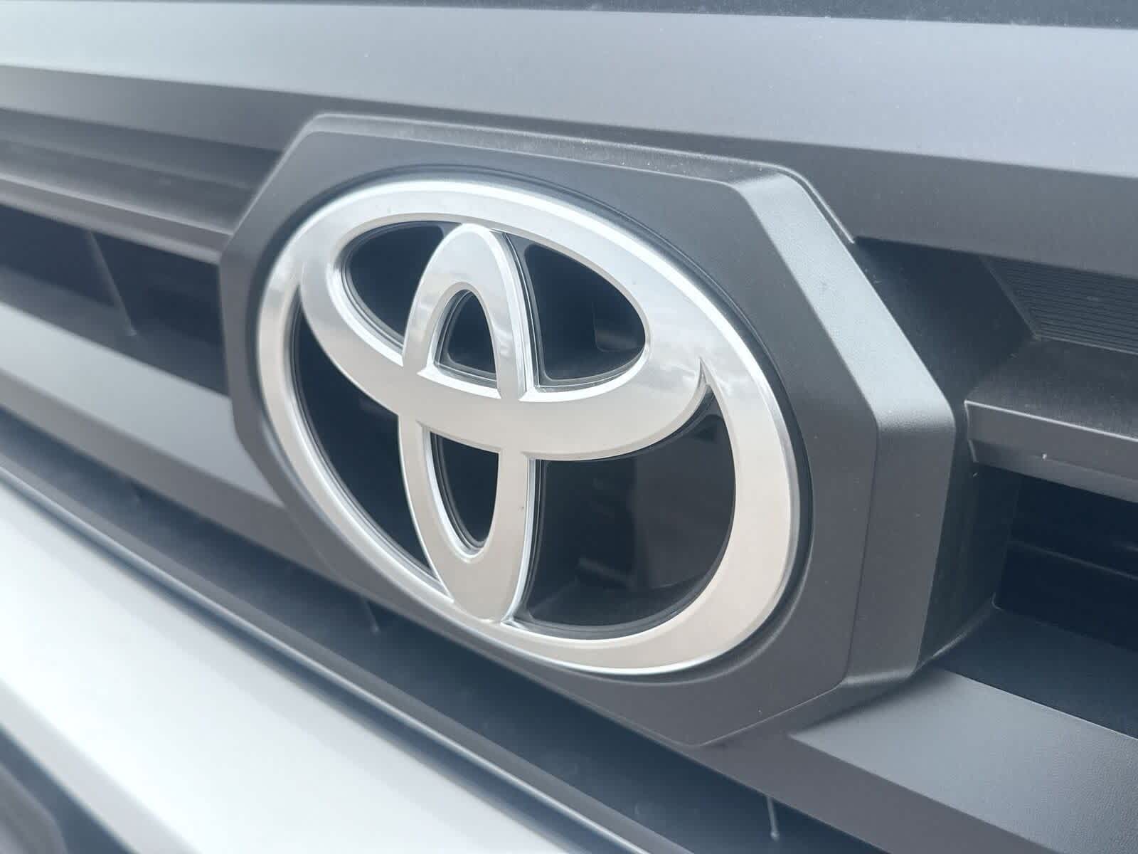 Thumbnail: 2025 Toyota Tacoma - 30