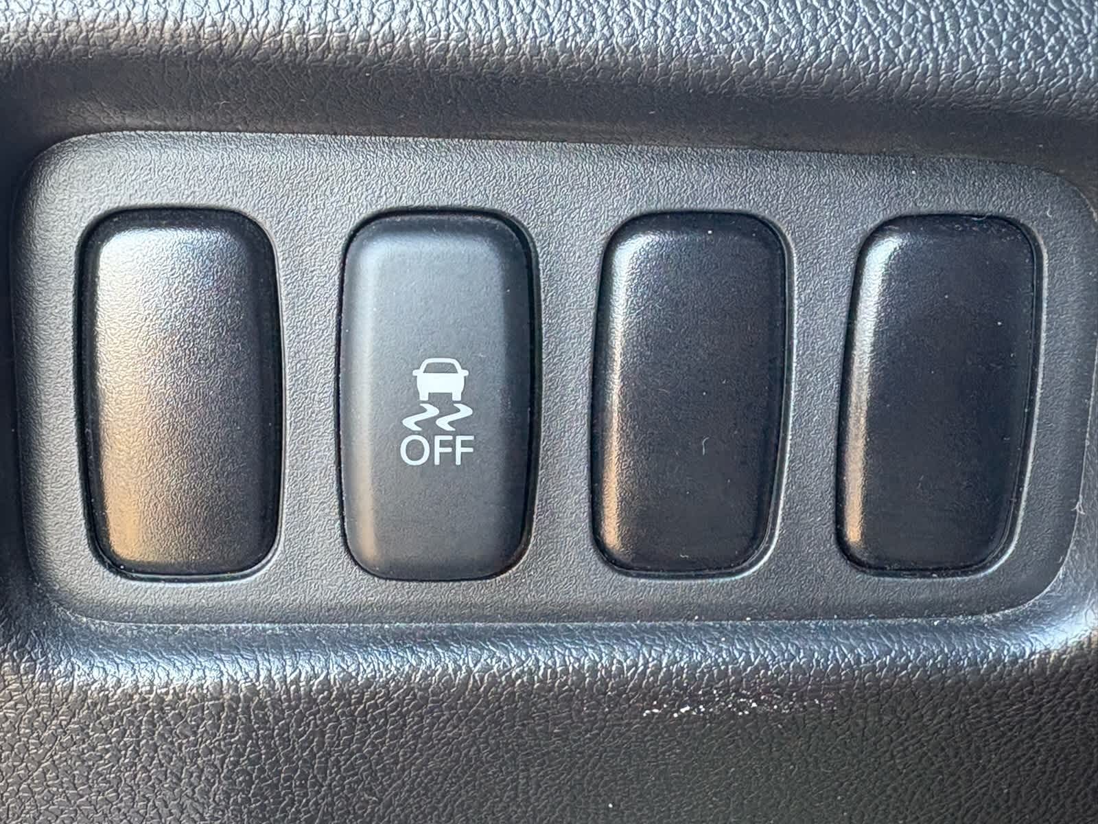 Thumbnail: 2016 Mitsubishi Outlander Sport - 15