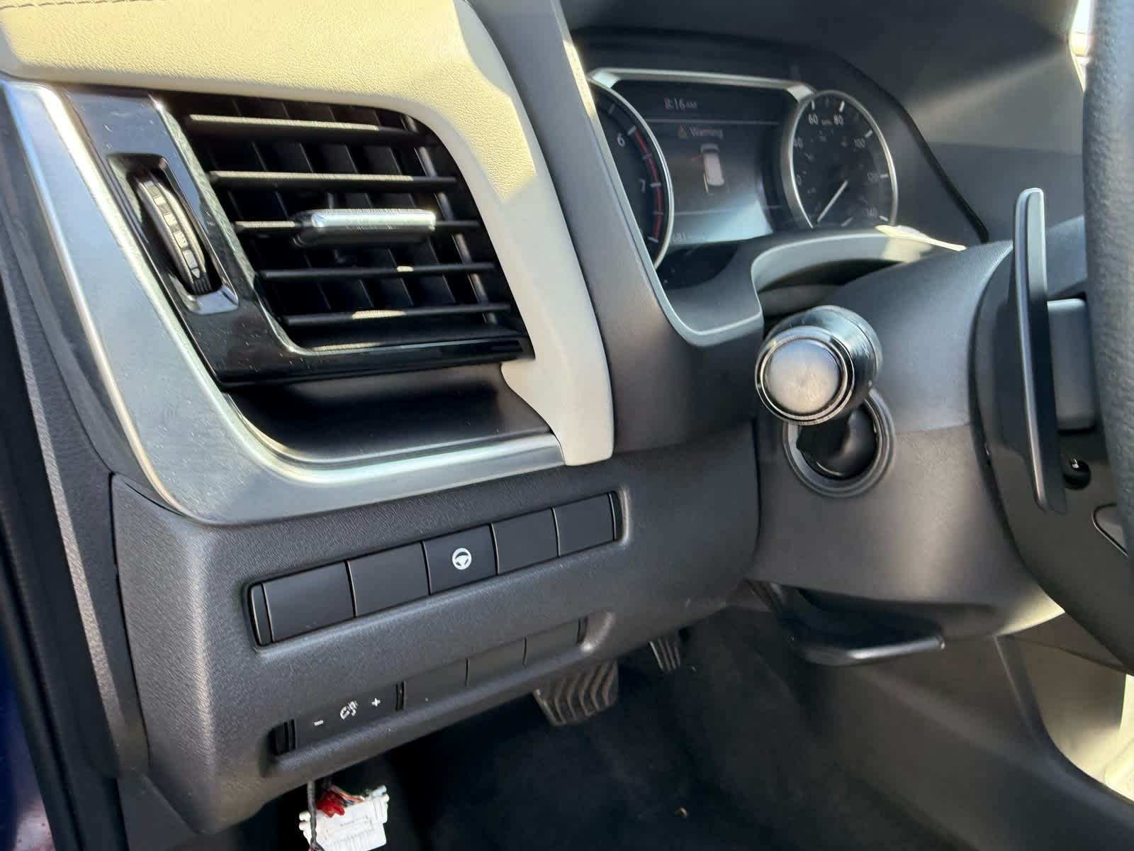 Thumbnail: 2021 Nissan Rogue - 17