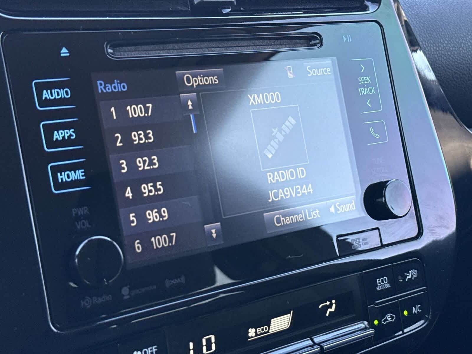 Thumbnail: 2017 Toyota Prius Prime - 20