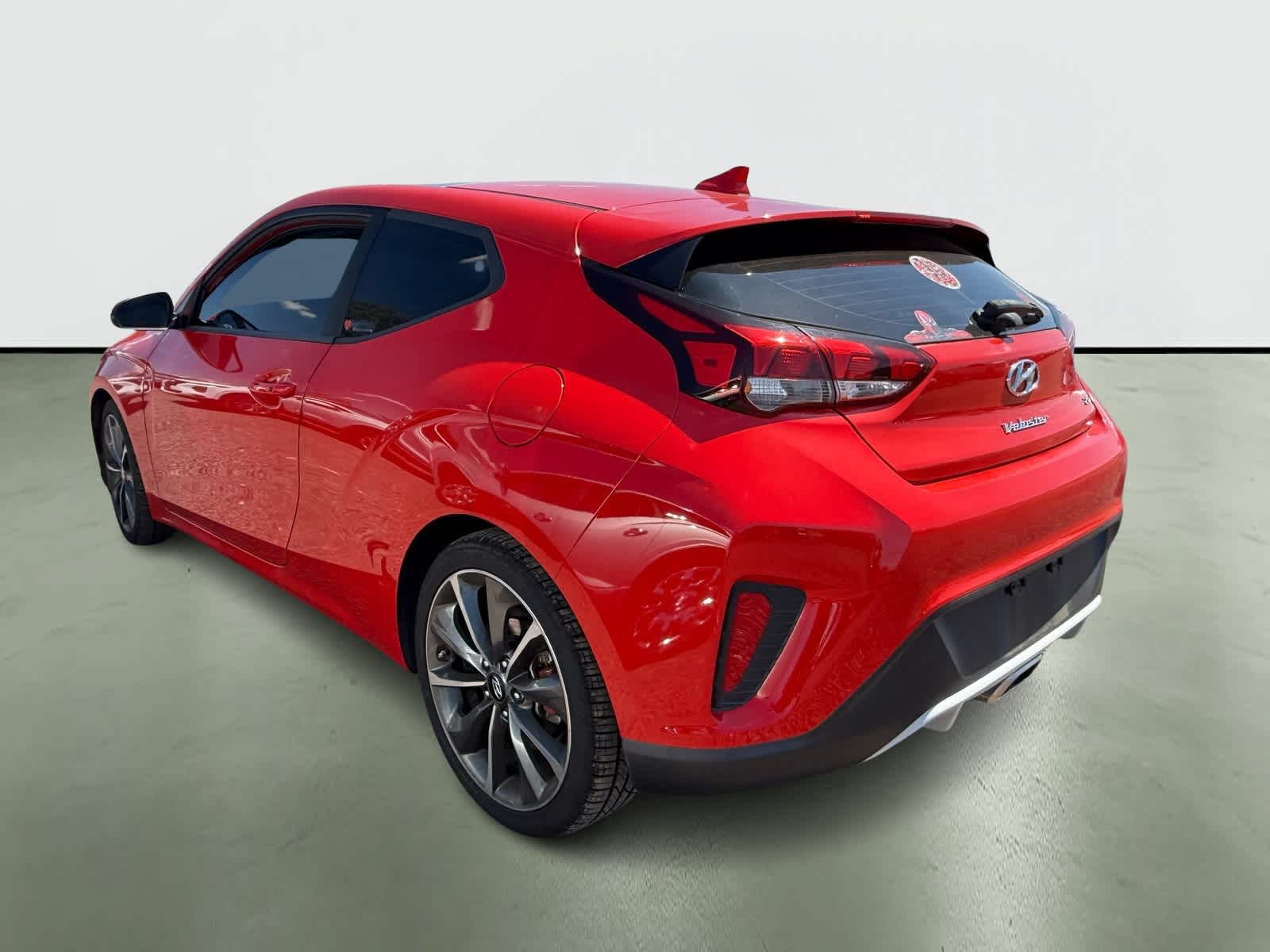 Thumbnail: 2020 Hyundai Veloster - 3