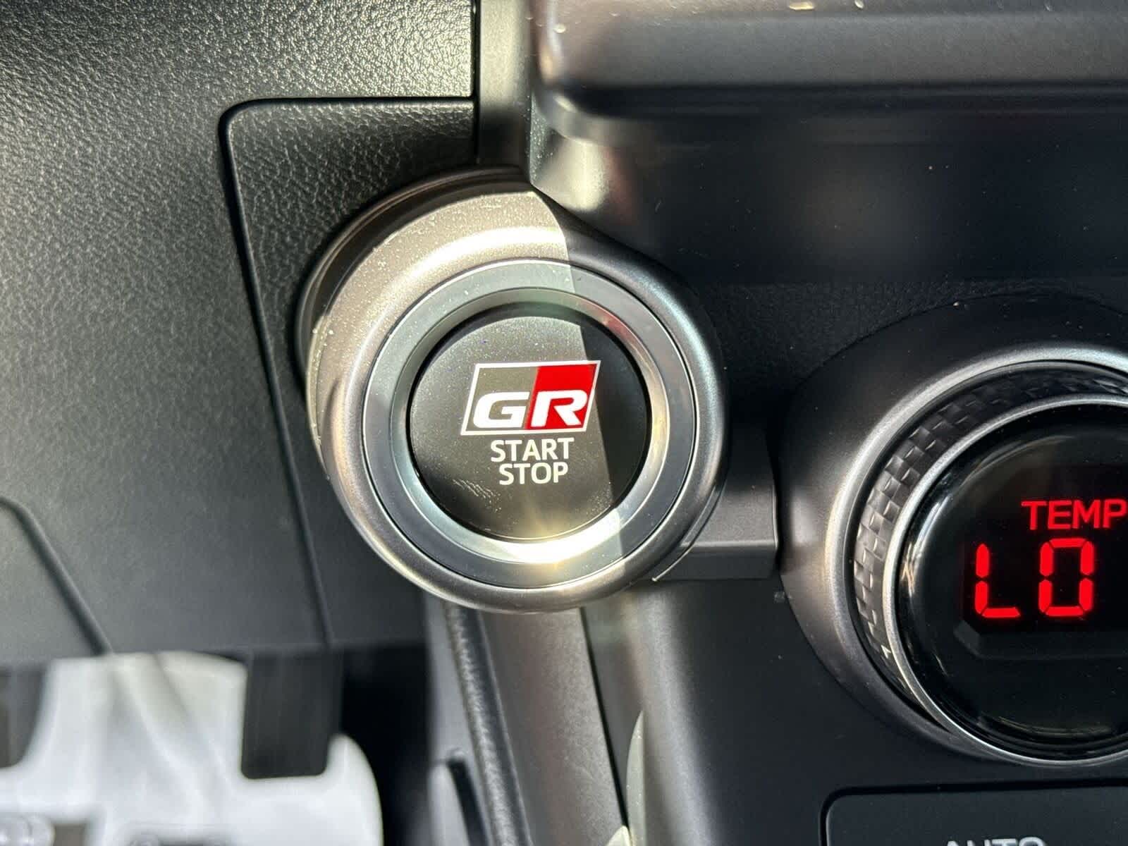 Thumbnail: 2023 Toyota GR86 - 26