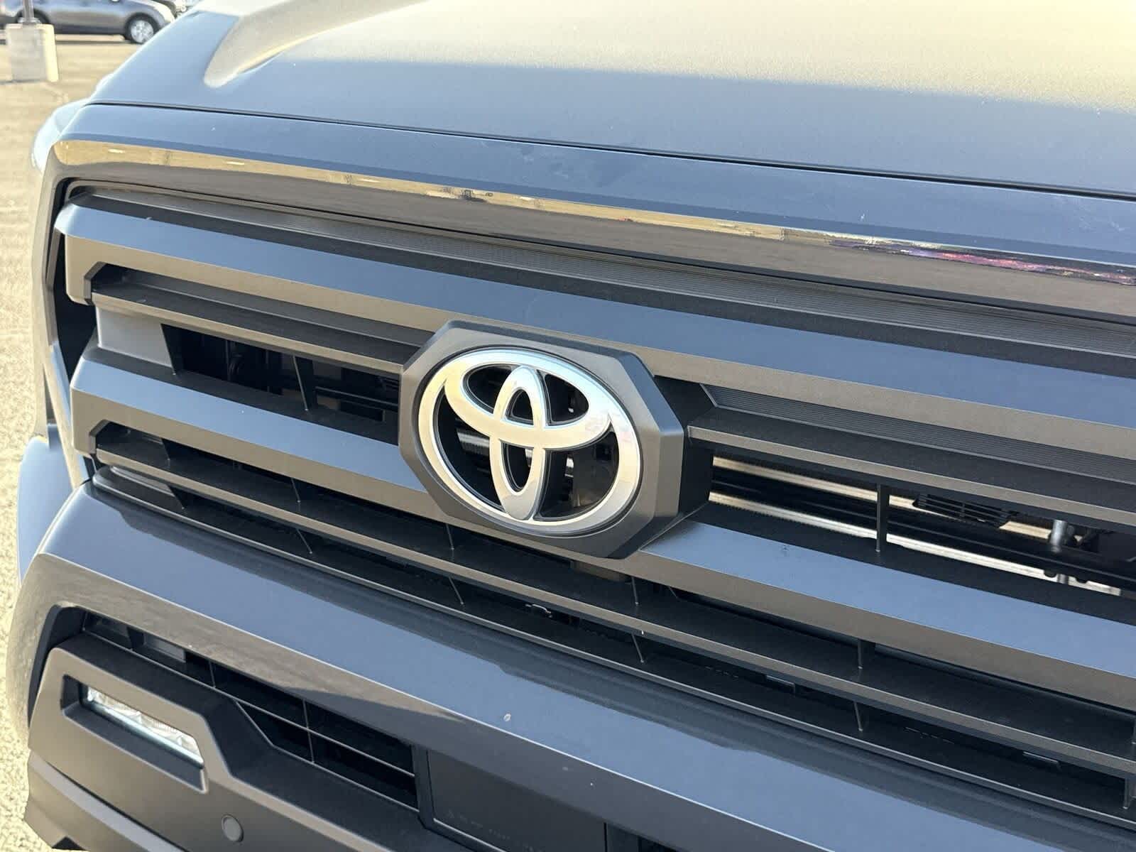 Thumbnail: 2025 Toyota Tacoma - 32